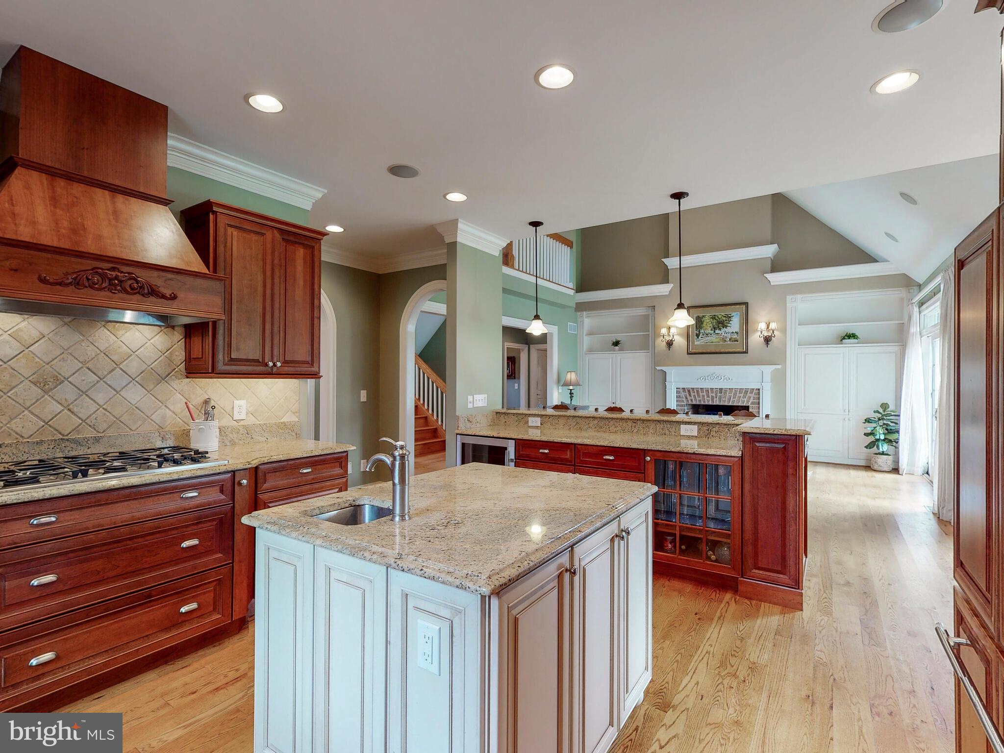 STONEWALL - Residential