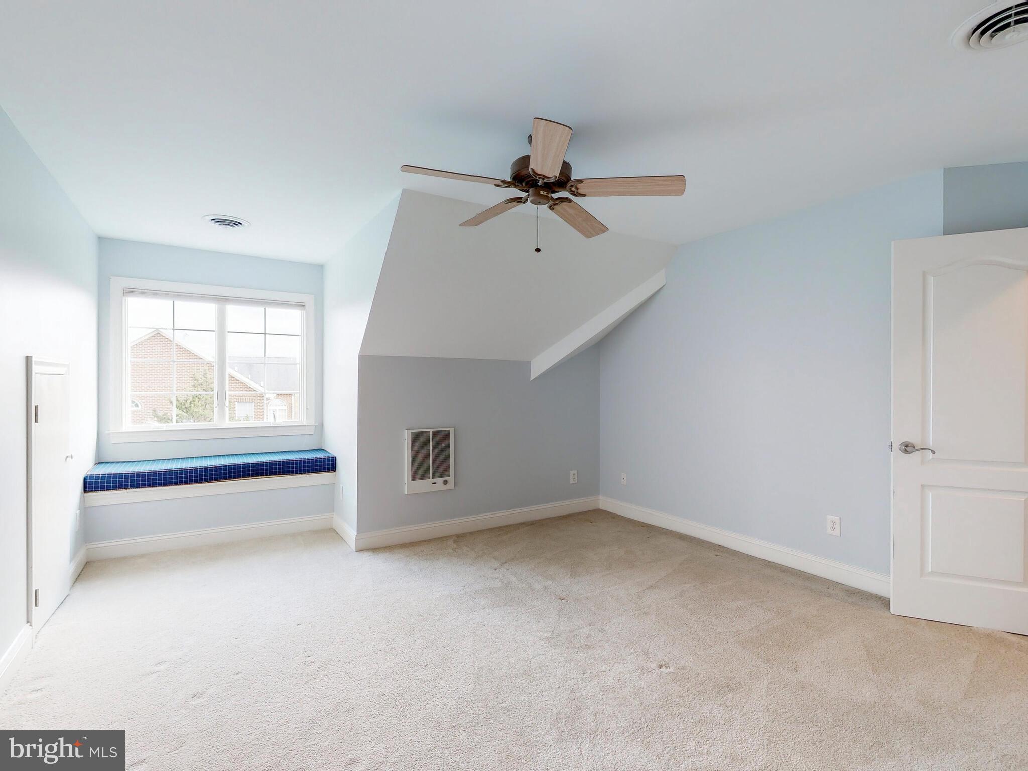 STONEWALL - Residential