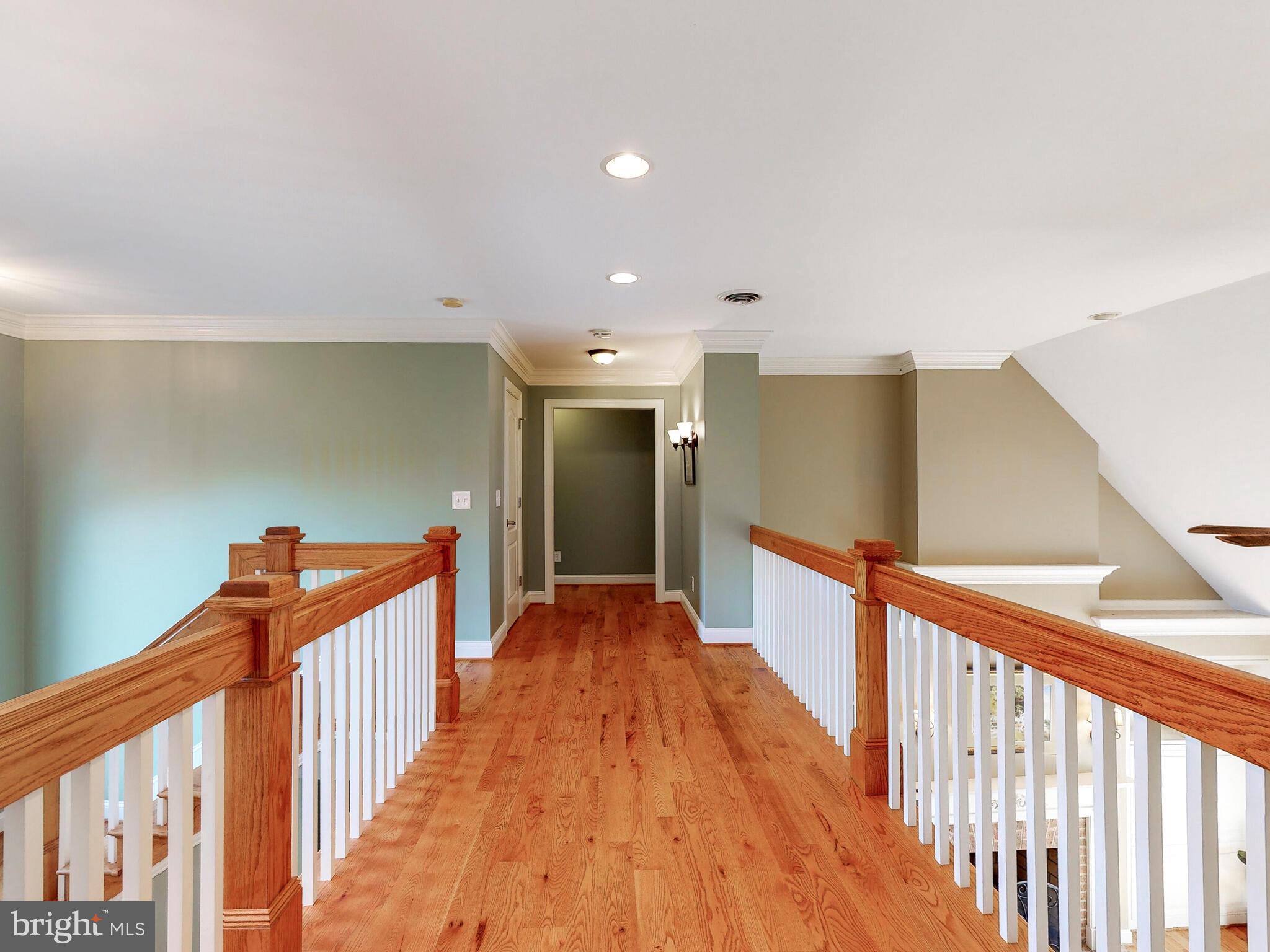 STONEWALL - Residential