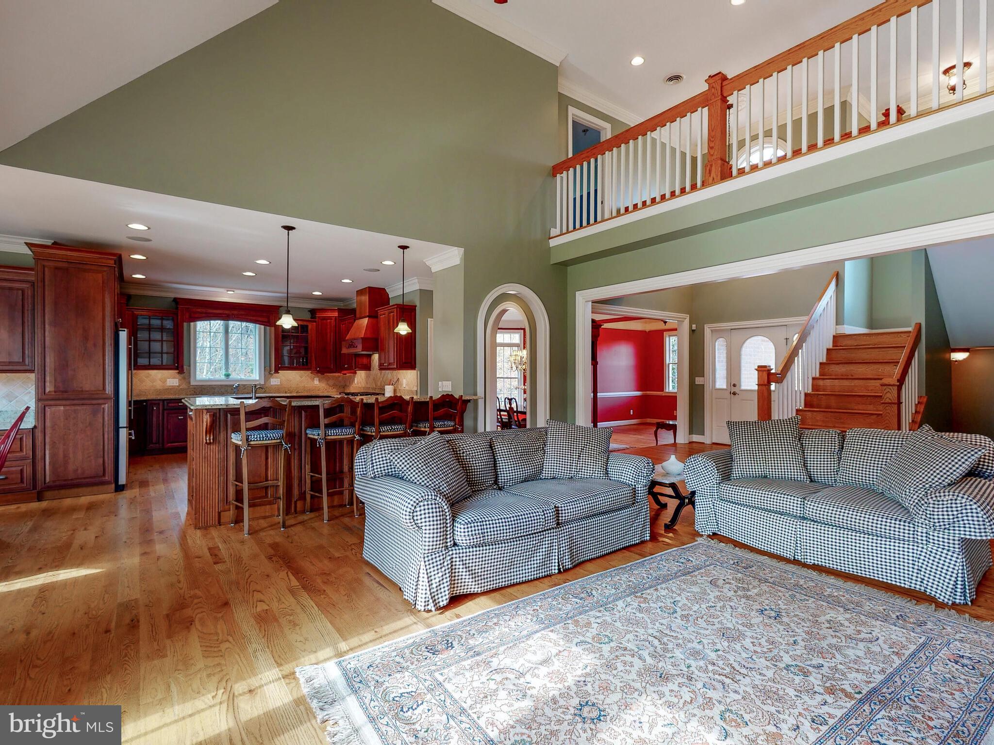 STONEWALL - Residential