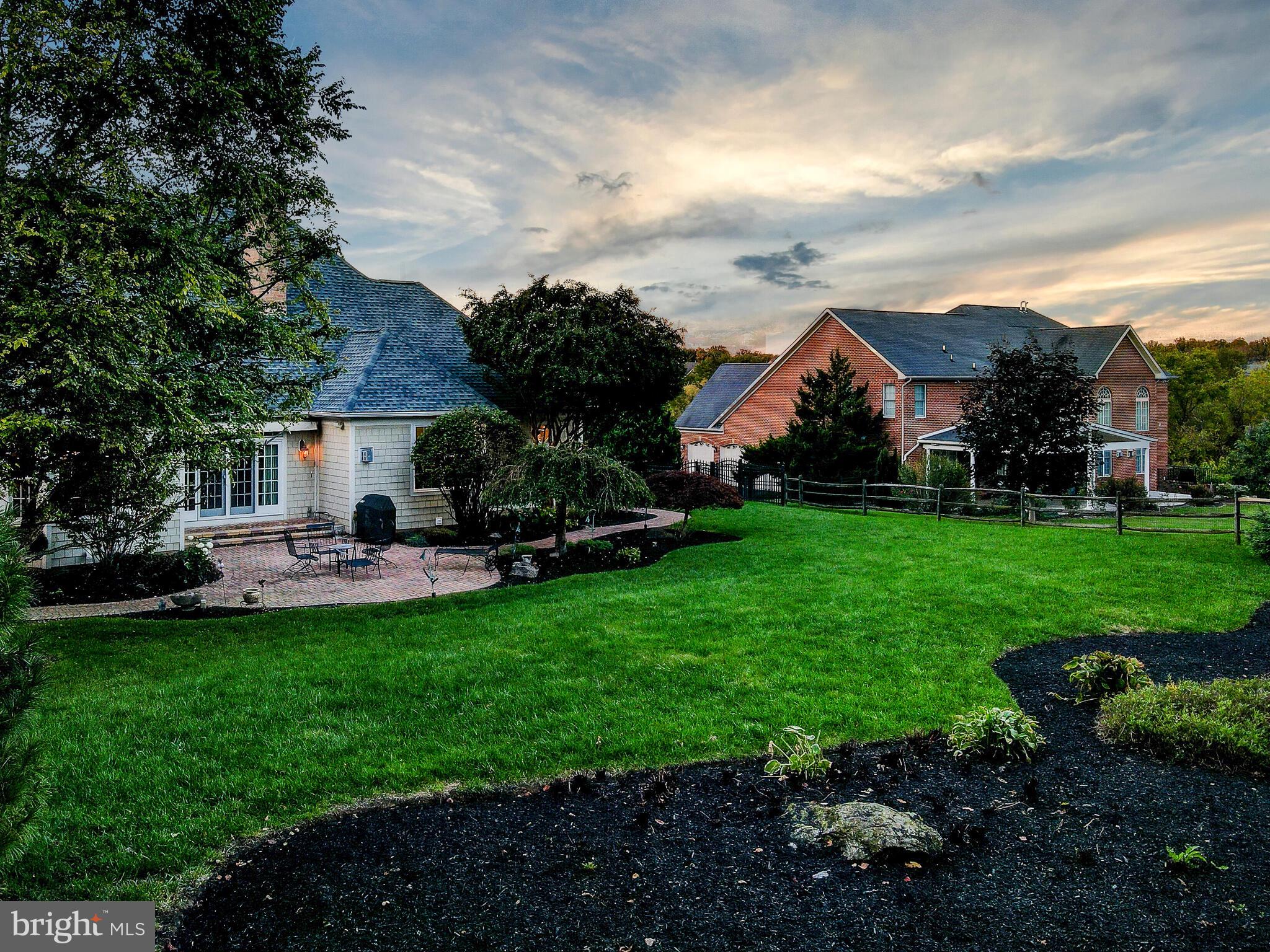 STONEWALL - Residential