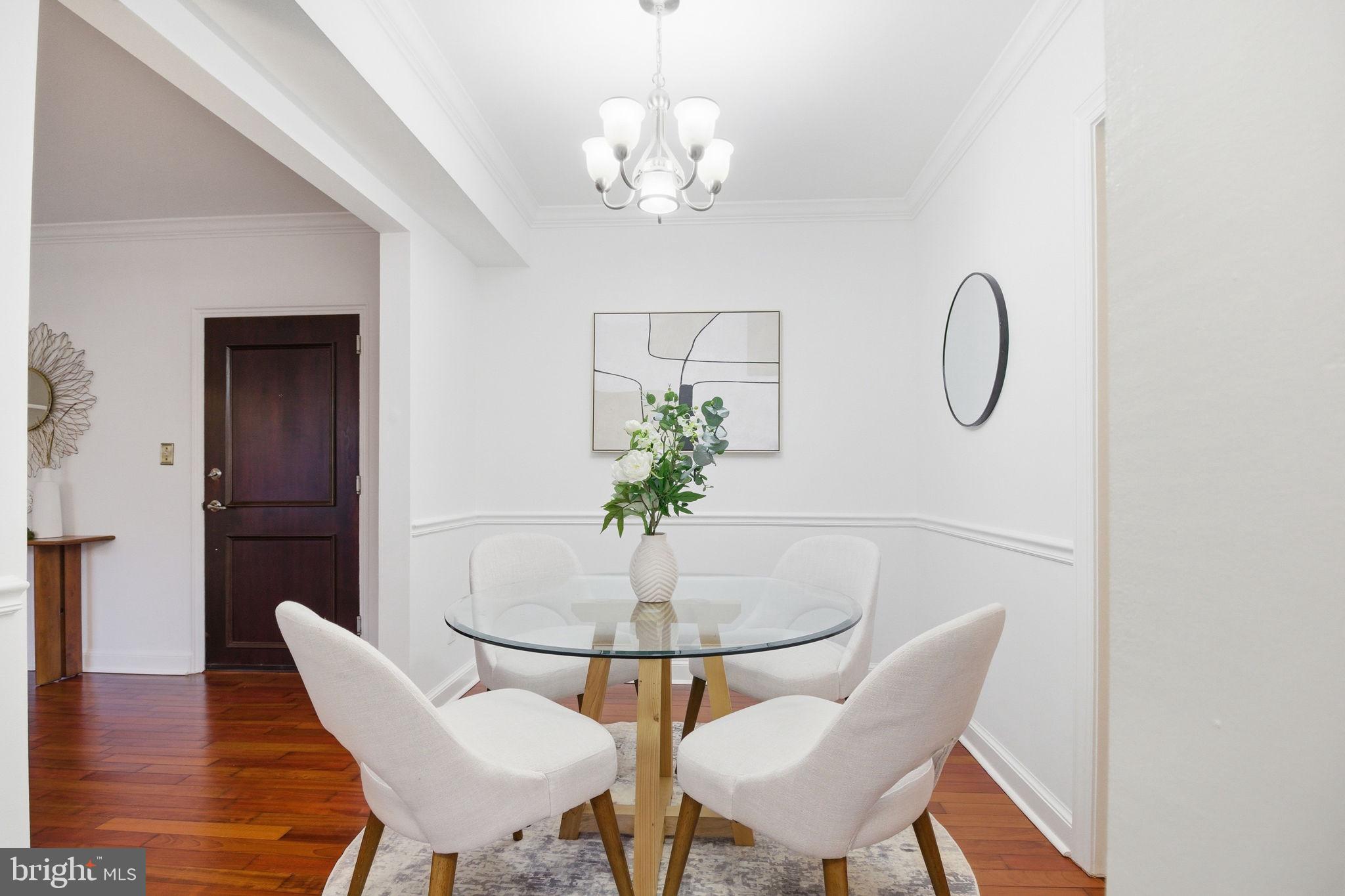 906 S WASHINGTON STREET 105