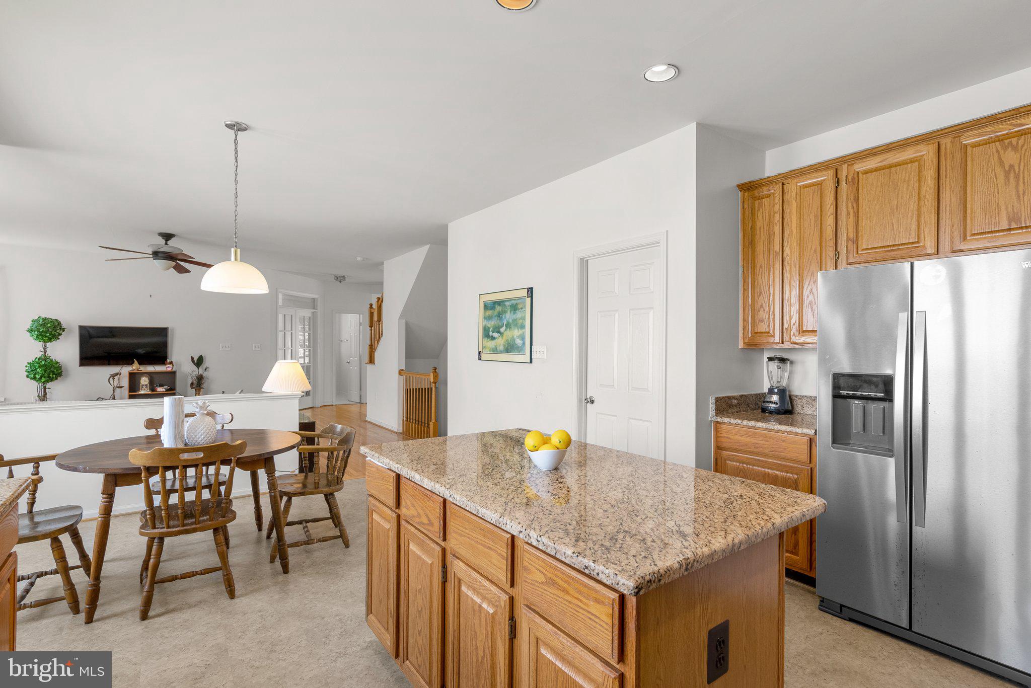 WASHINGTONIAN WOODS - Residential