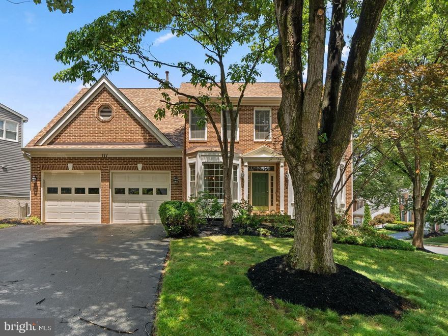 Fabulous opportunity to live in the sought after Washingtonian Woods Community.  A gracious 2 story foyer welcomes you into this sun-filled home with gleaming hardwood floors, high ceilings, chef's kitchen w/ granite countertops and center island open to an expansive family room with wood burning fireplace. Private home office, separate Living Room and Dining Room, main level laundry.
The second floor boast a lovely Primary Suite with private sitting room and 2 large walk-in closets.
The Walk-Out Lower Level has full size windows and is ready to be finished!!