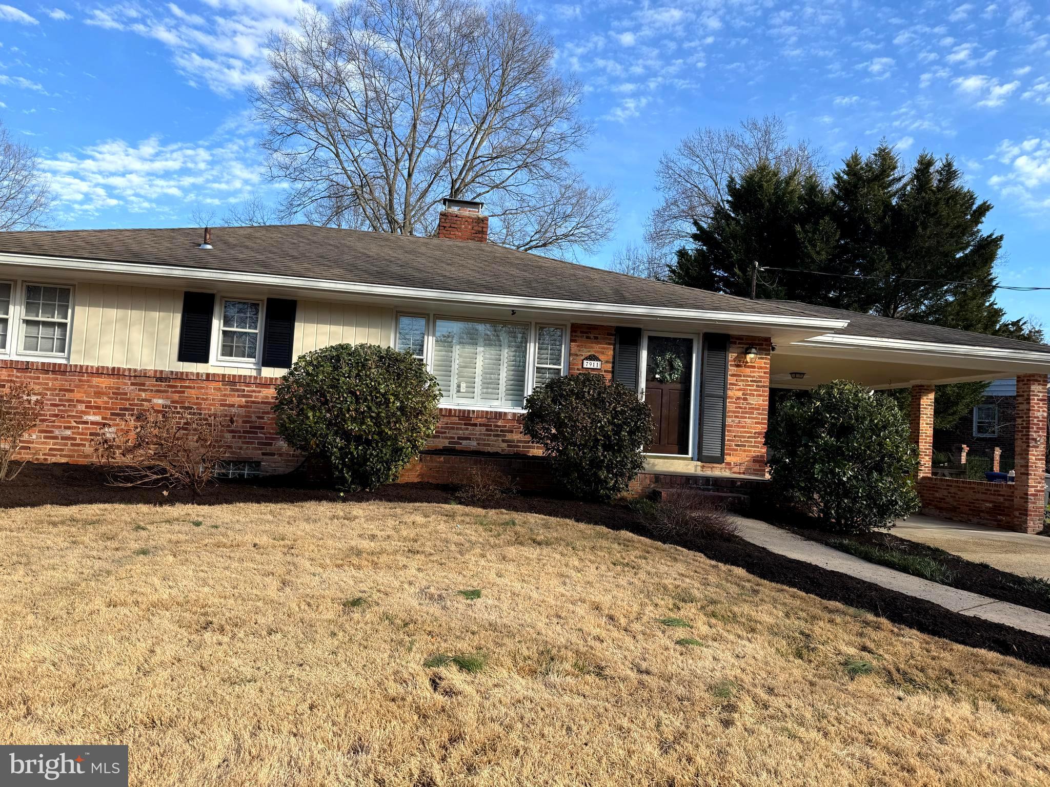 7911 BAINBRIDGE ROAD