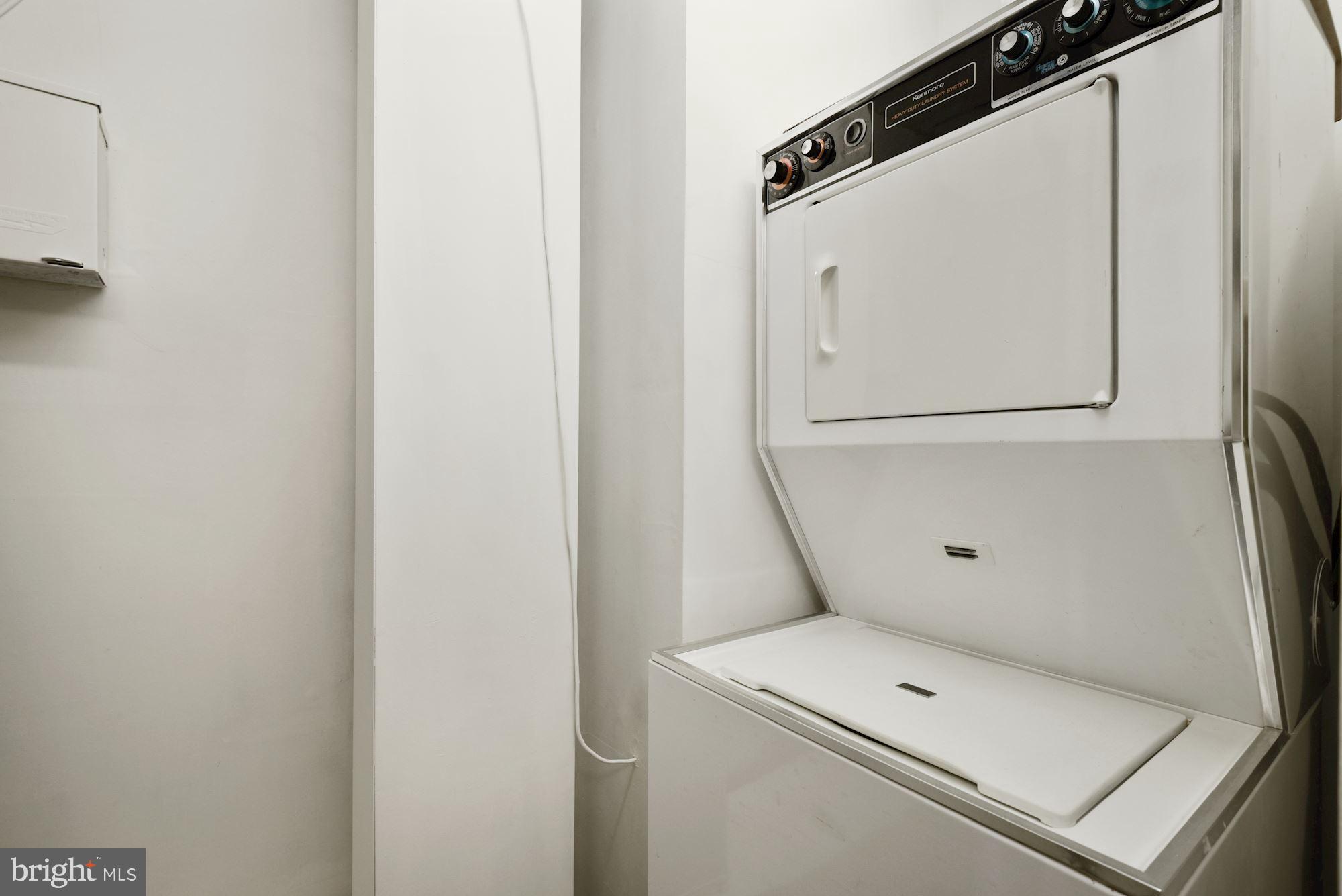 NATHANS HILL - Residential