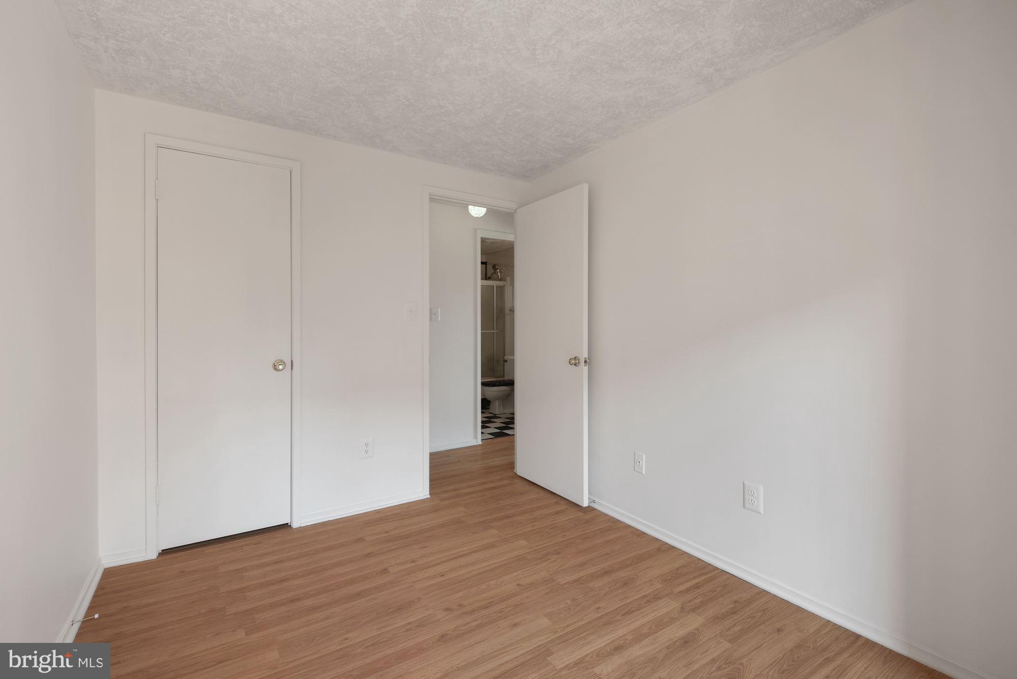 NATHANS HILL - Residential