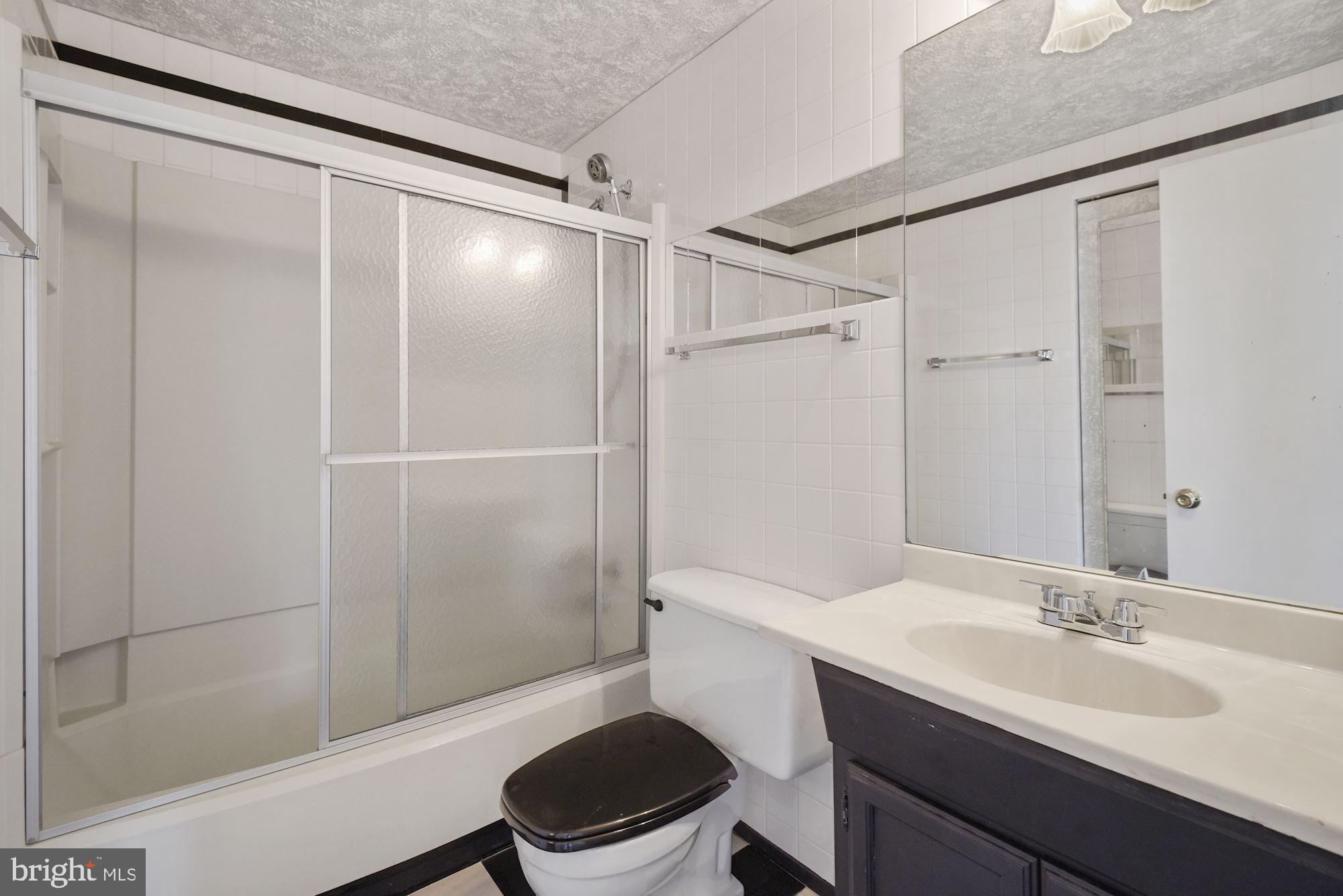 NATHANS HILL - Residential