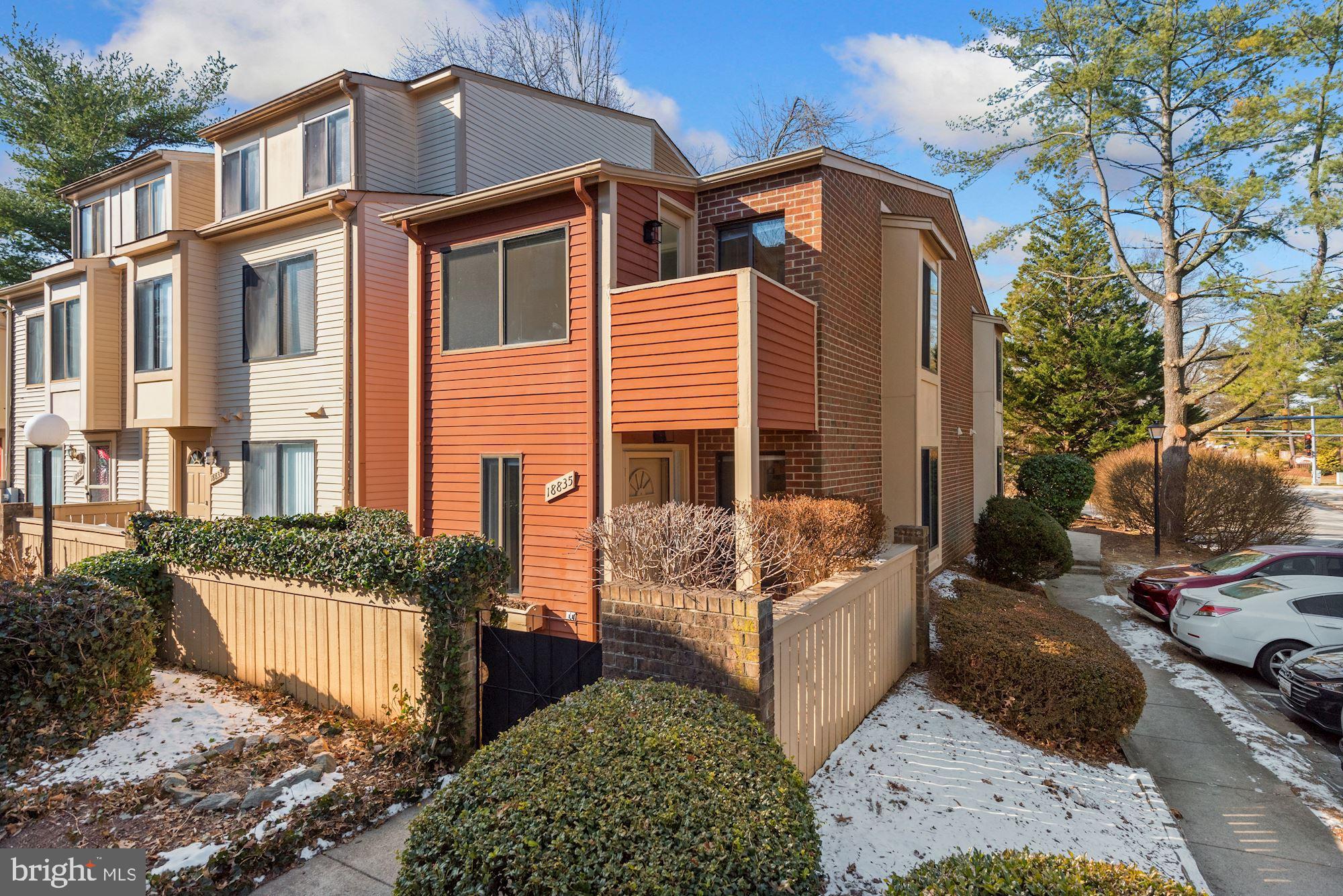 NATHANS HILL - Residential