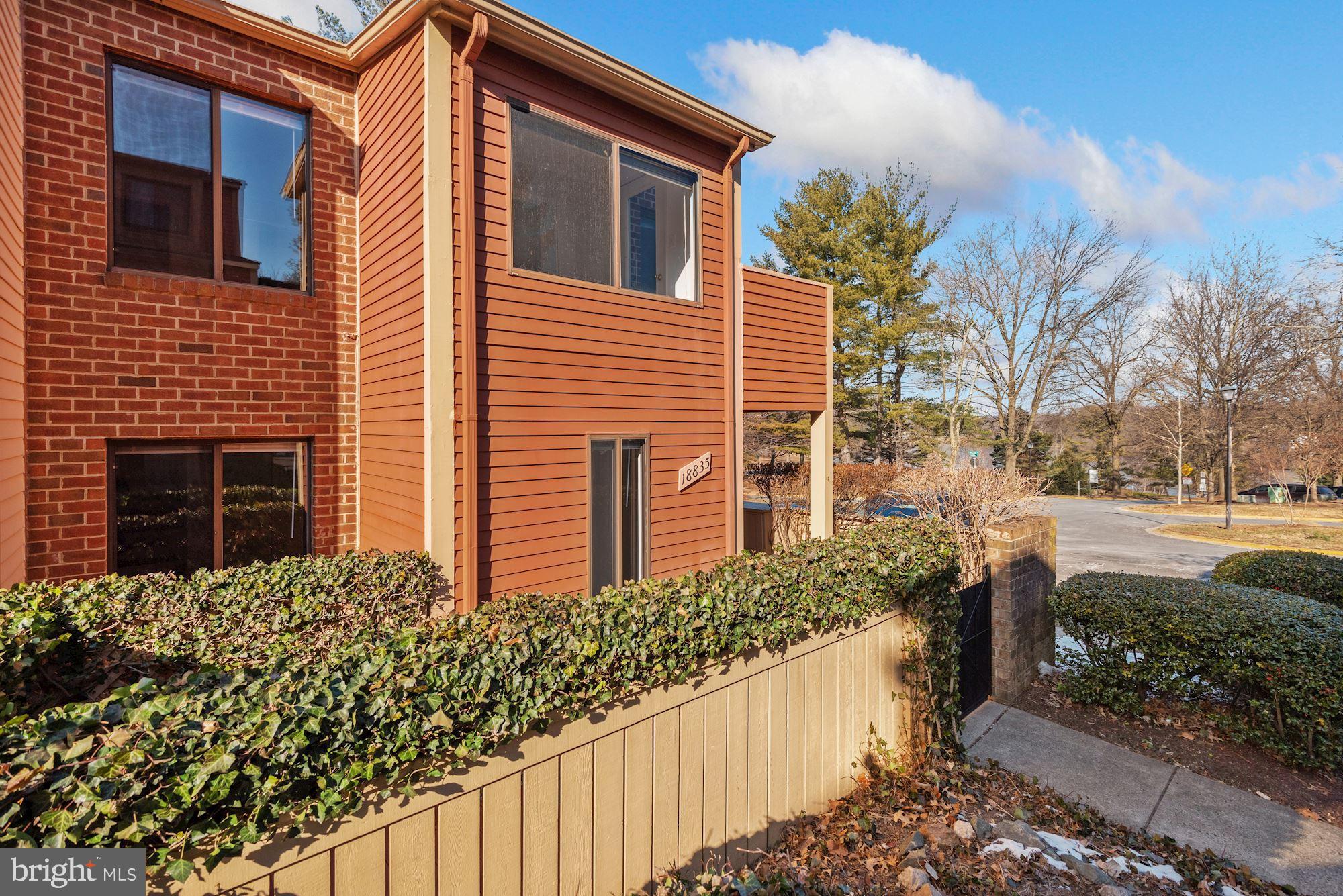 NATHANS HILL - Residential