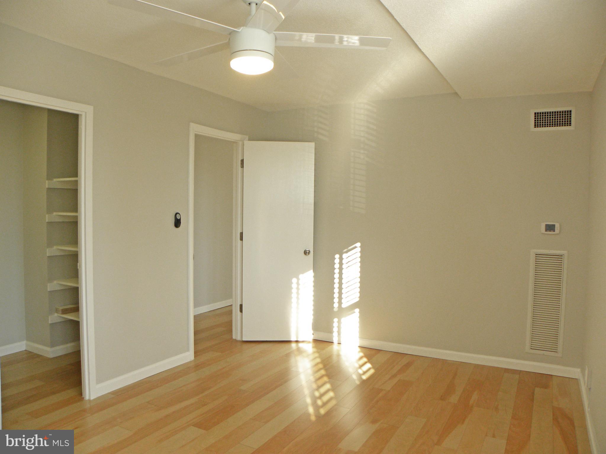 MARINA TOWERS - Residential