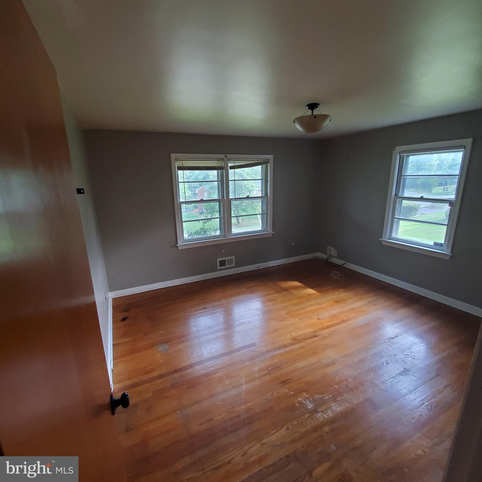 WOODLANE - Residential