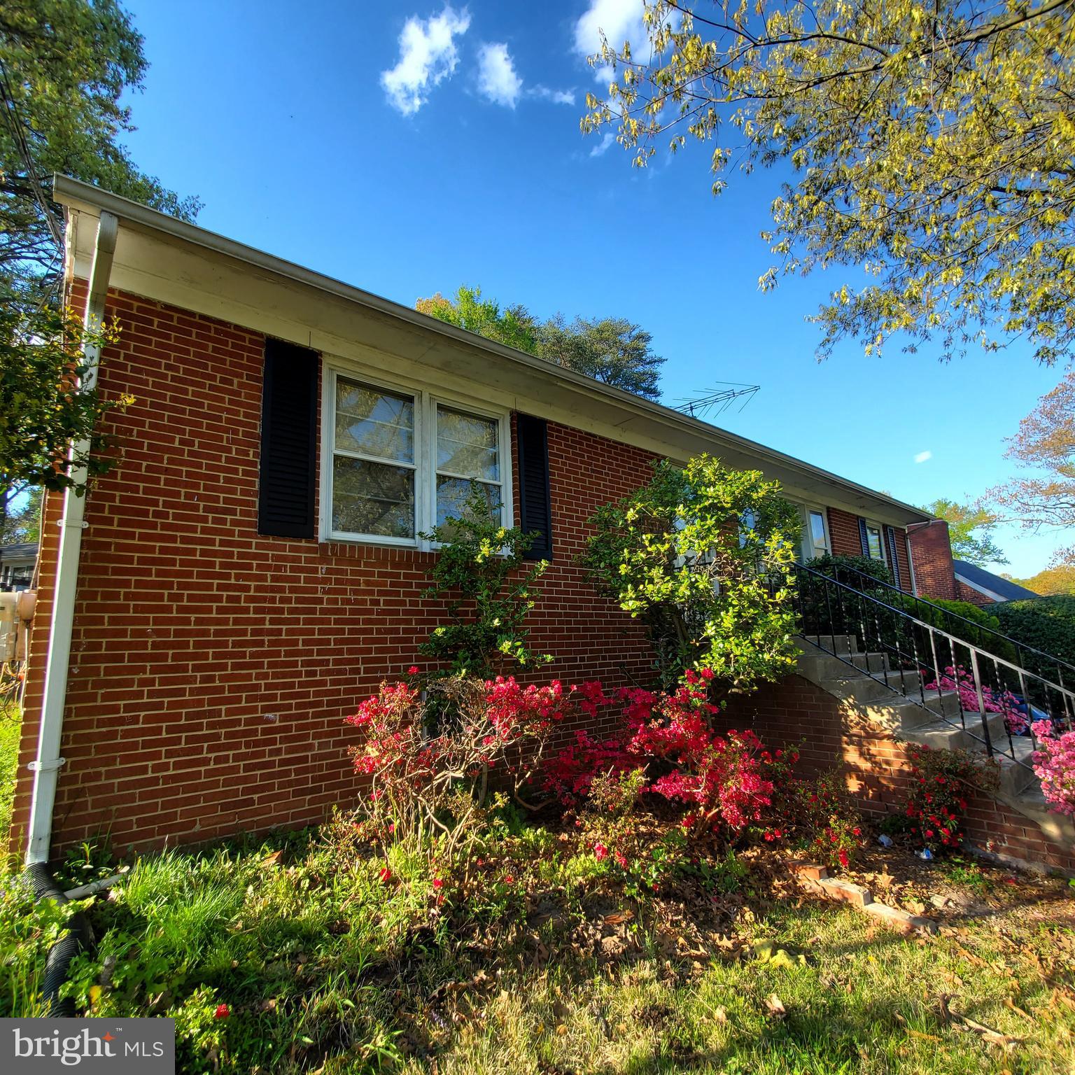 WOODLANE - Residential