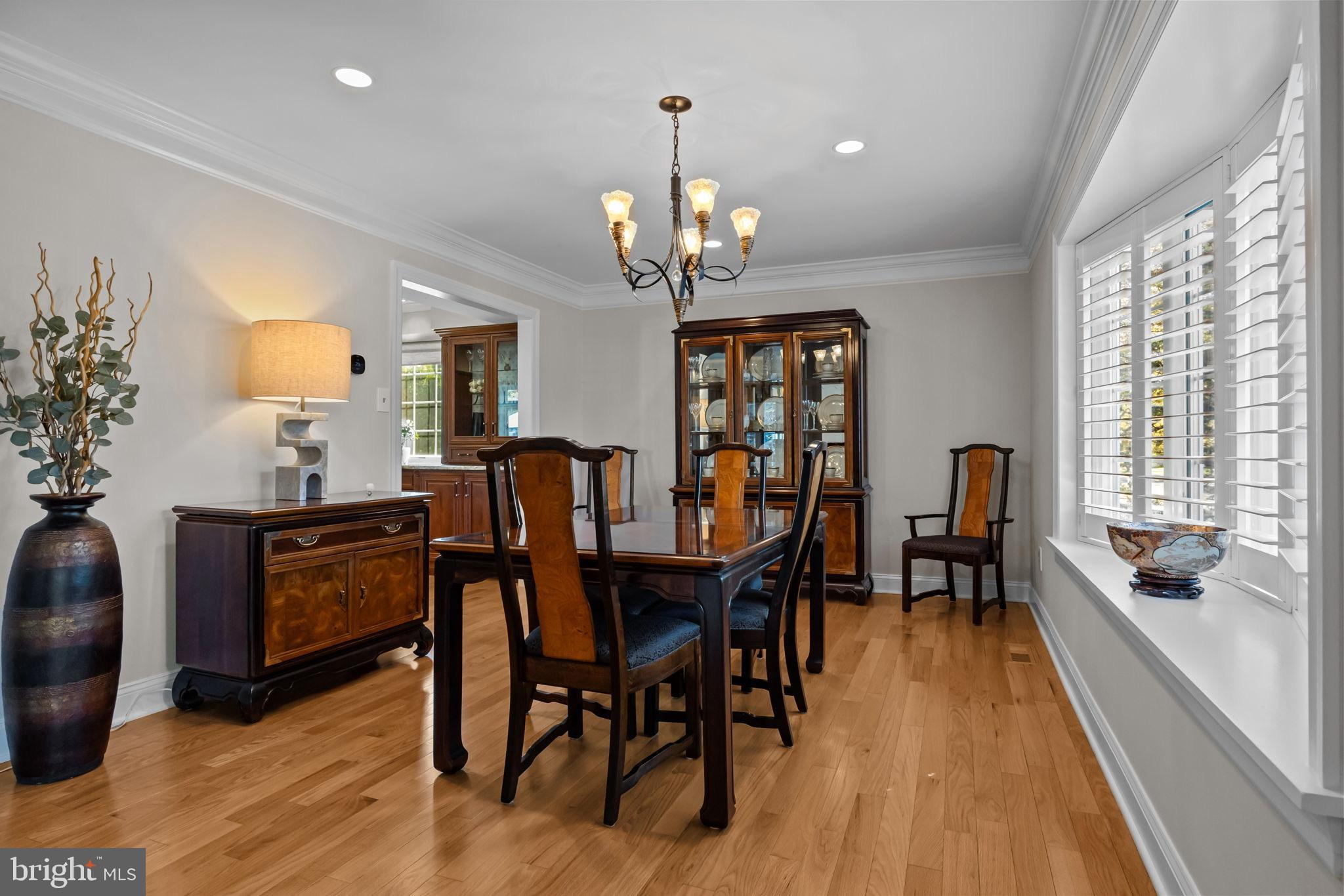 OXFORD GLEN - Residential