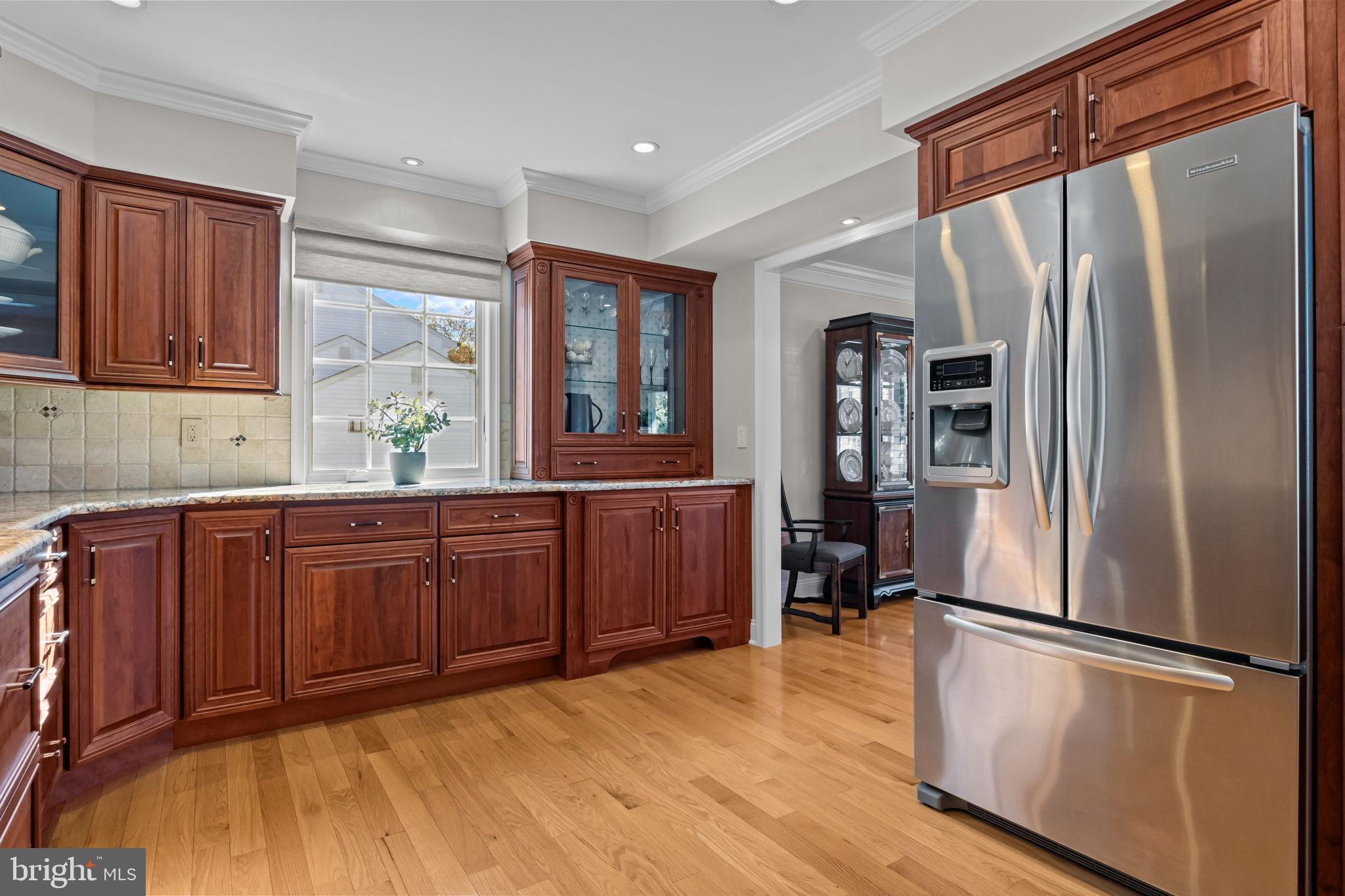 OXFORD GLEN - Residential