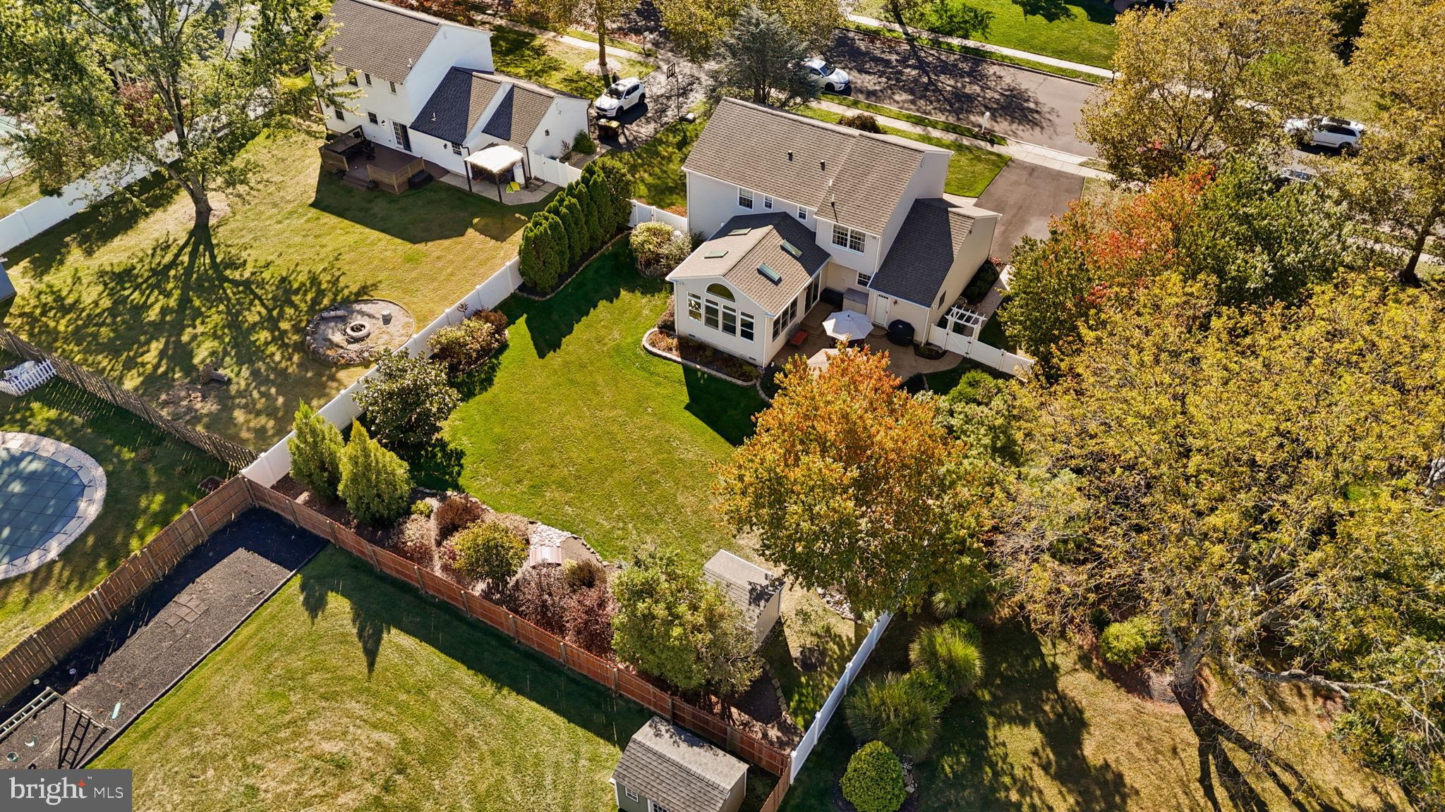 OXFORD GLEN - Residential