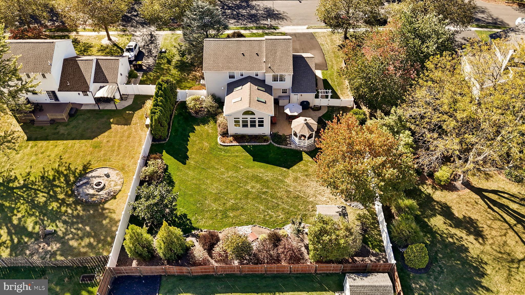 OXFORD GLEN - Residential