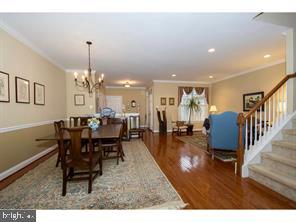 1204 DERRY LANE
