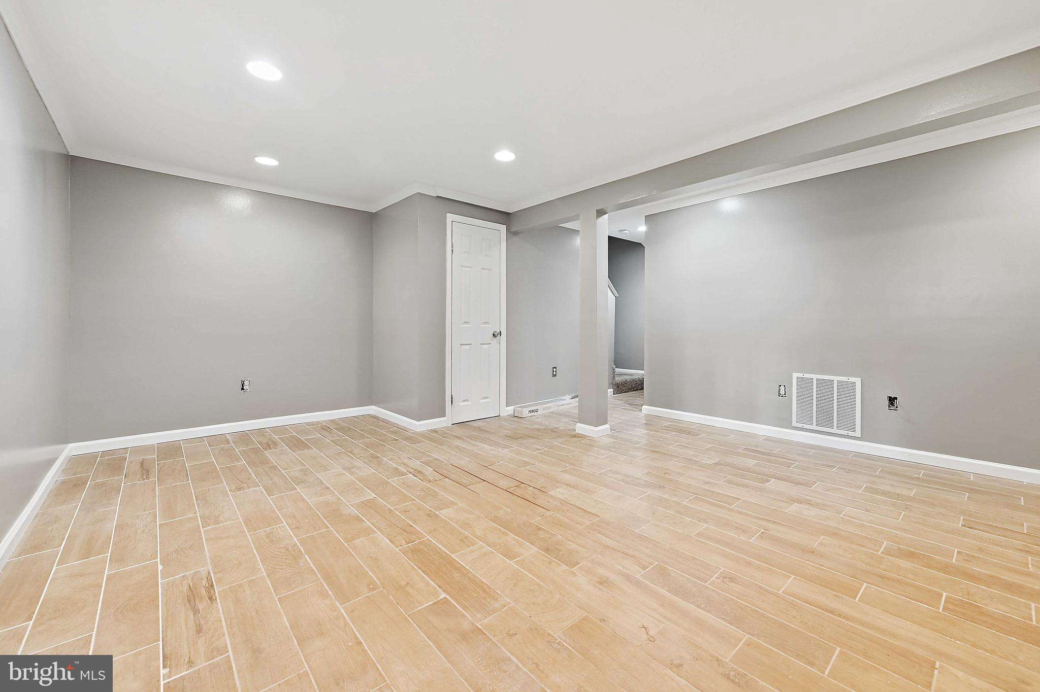 FEATHERHILL - Residential