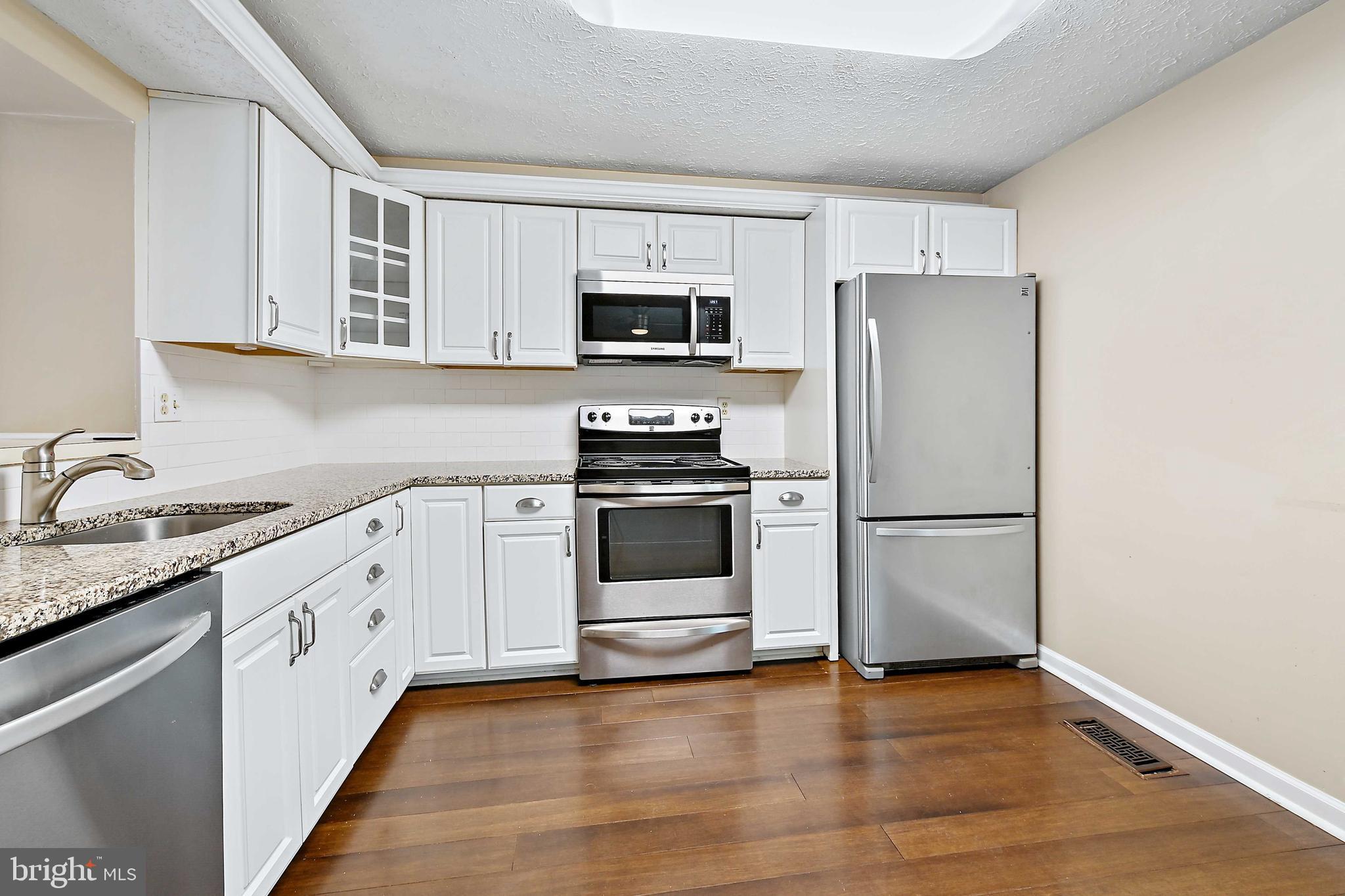 FEATHERHILL - Residential