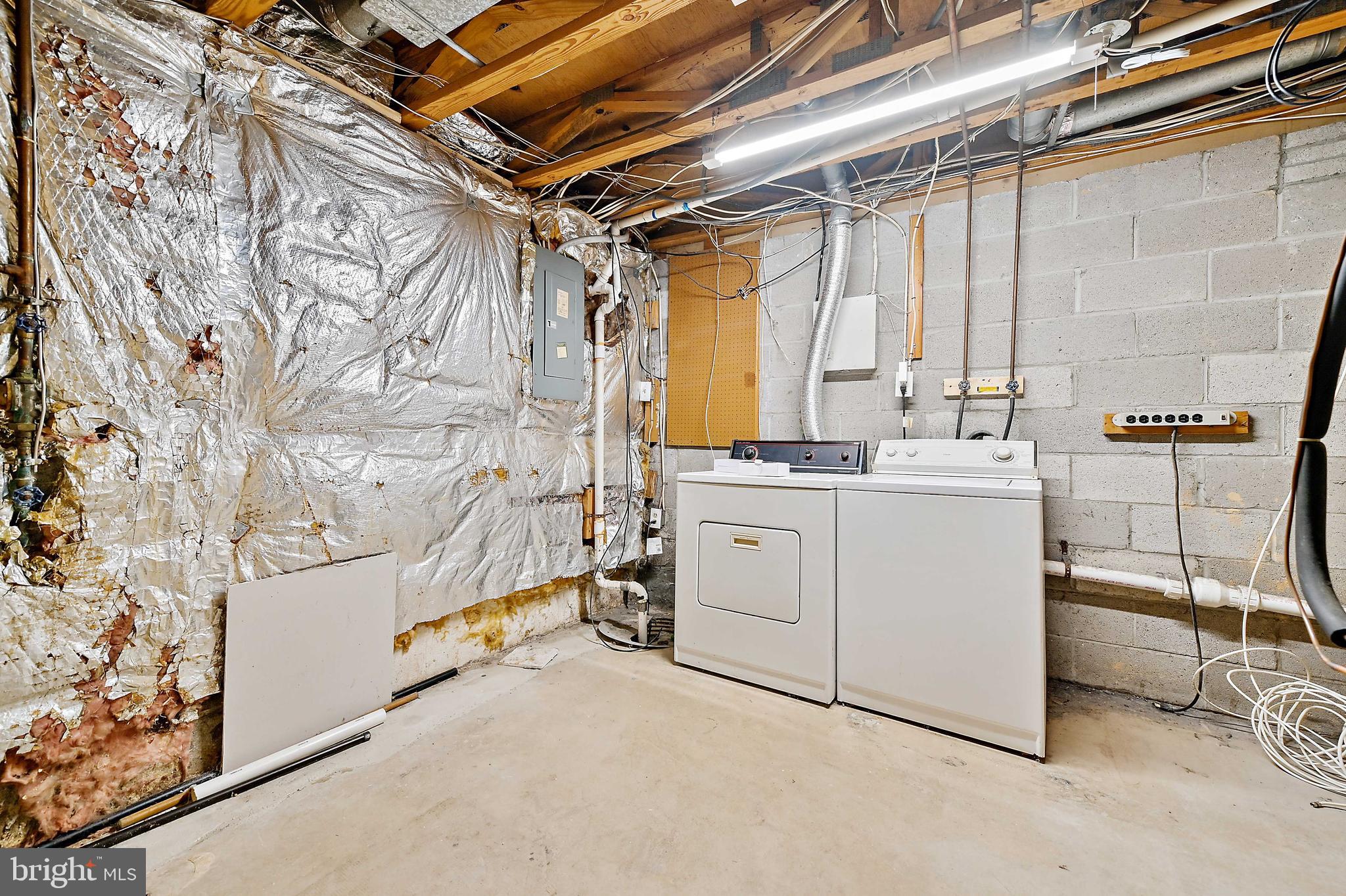 FEATHERHILL - Residential