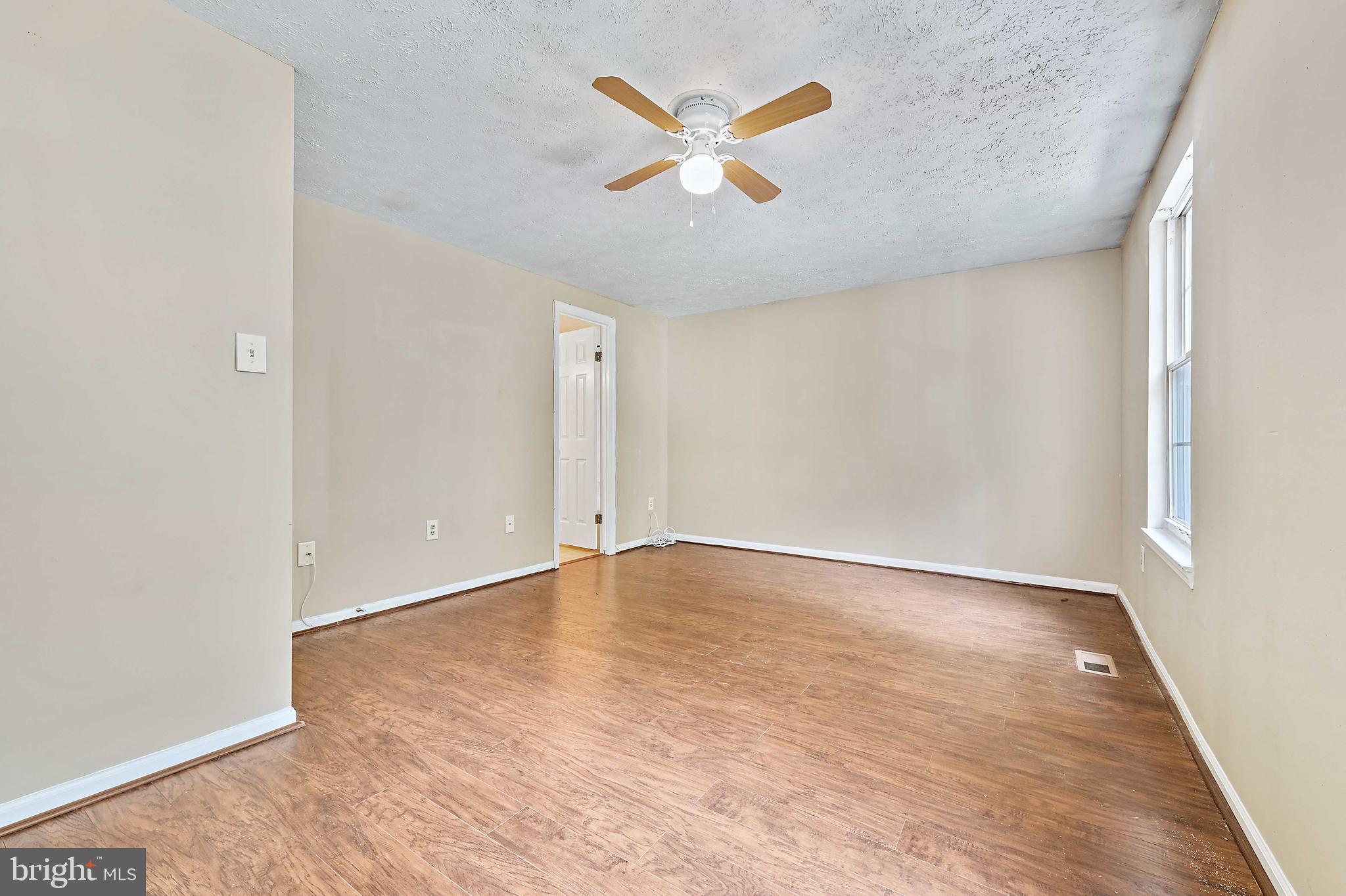 FEATHERHILL - Residential