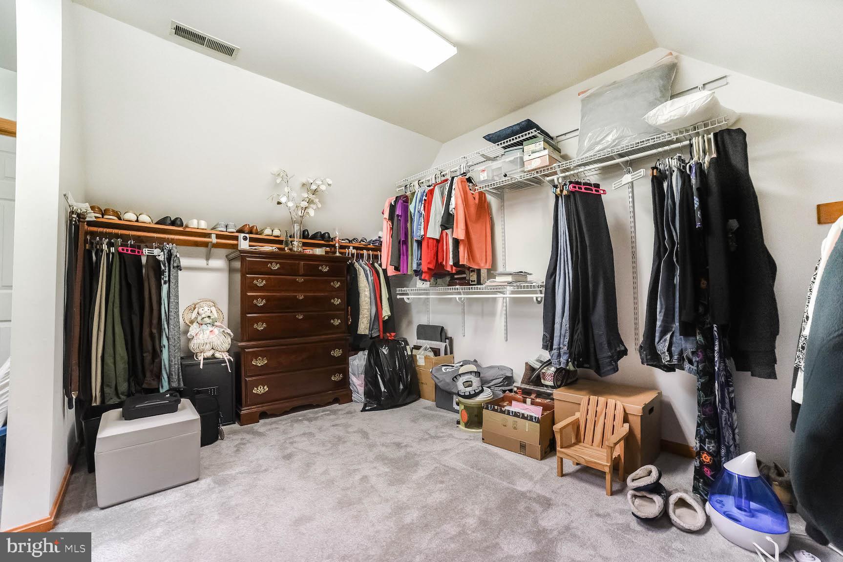 CHESTNUT RIDGE - Residential