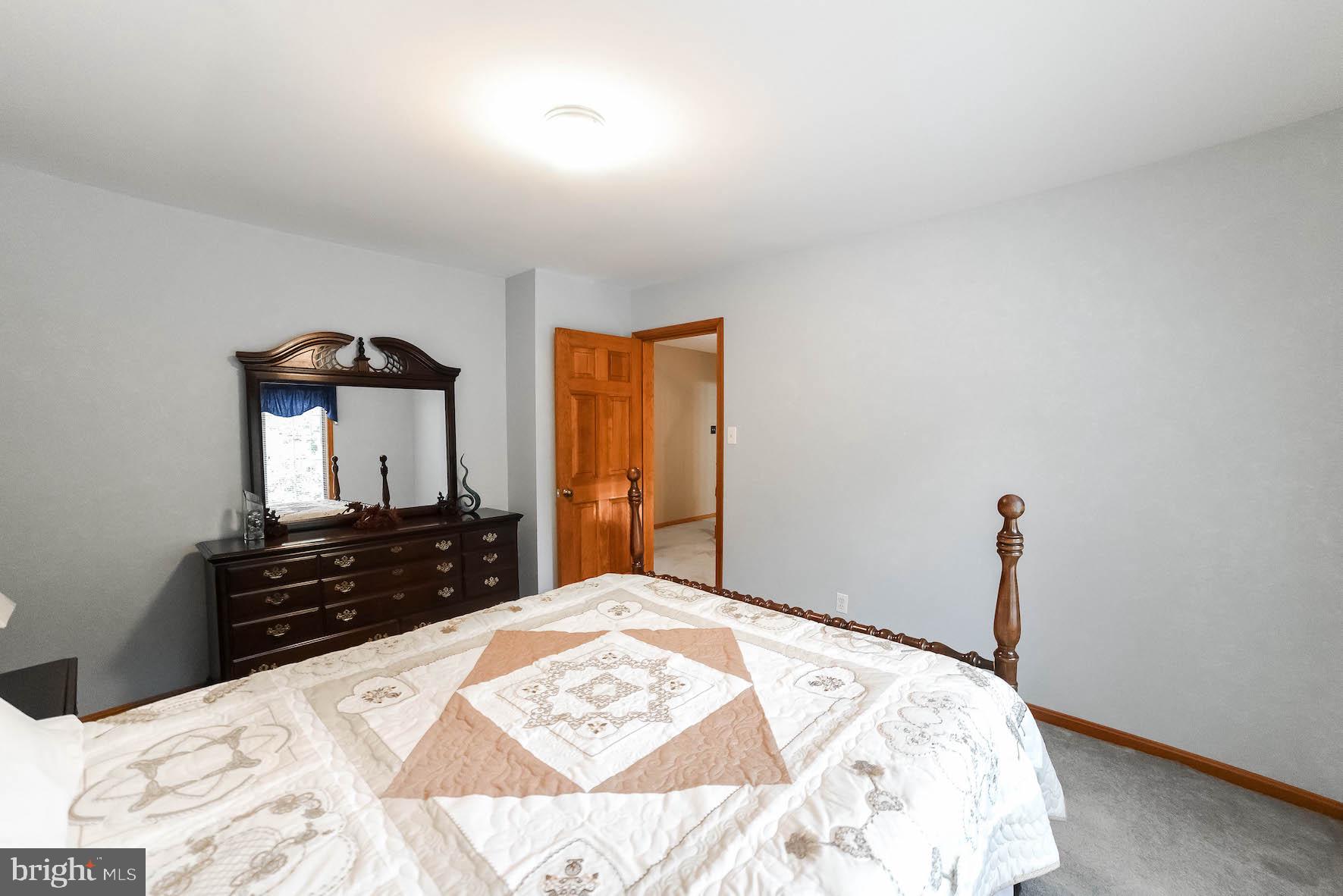 CHESTNUT RIDGE - Residential