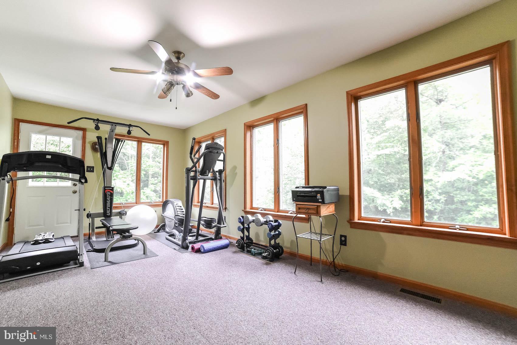 CHESTNUT RIDGE - Residential