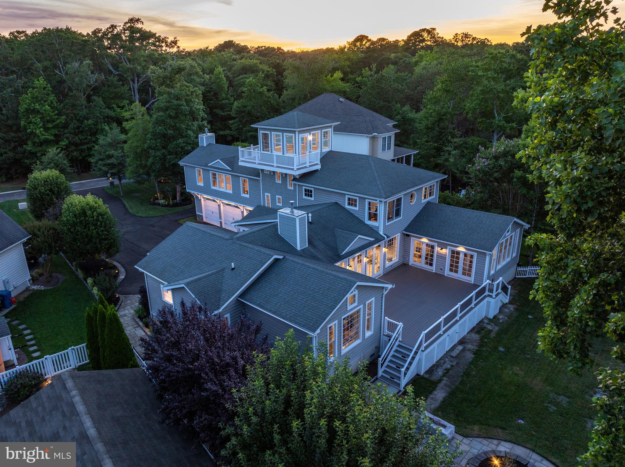 10316 PLANTATION LANE