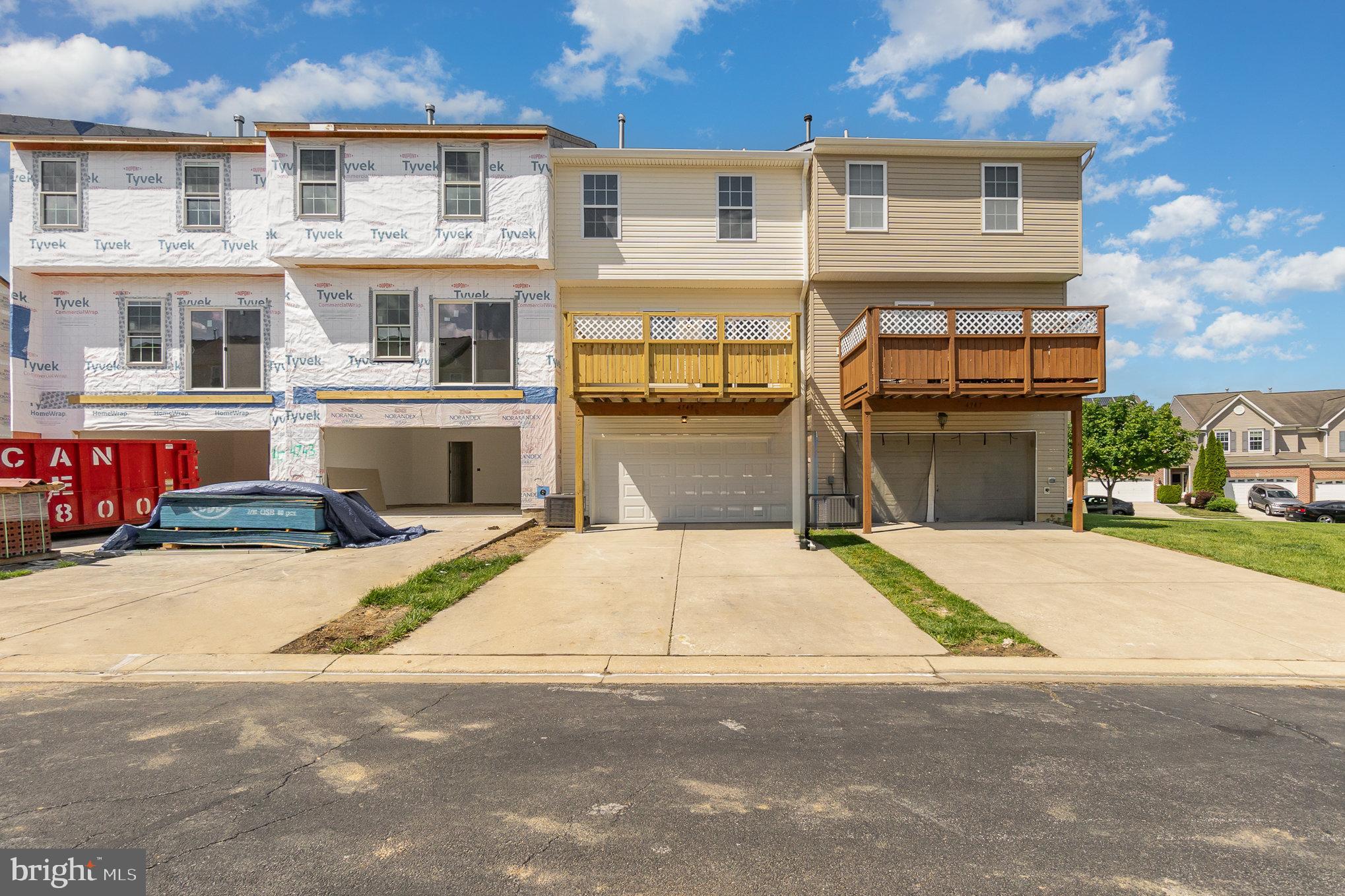 HOLLYWOODS POINT - Residential