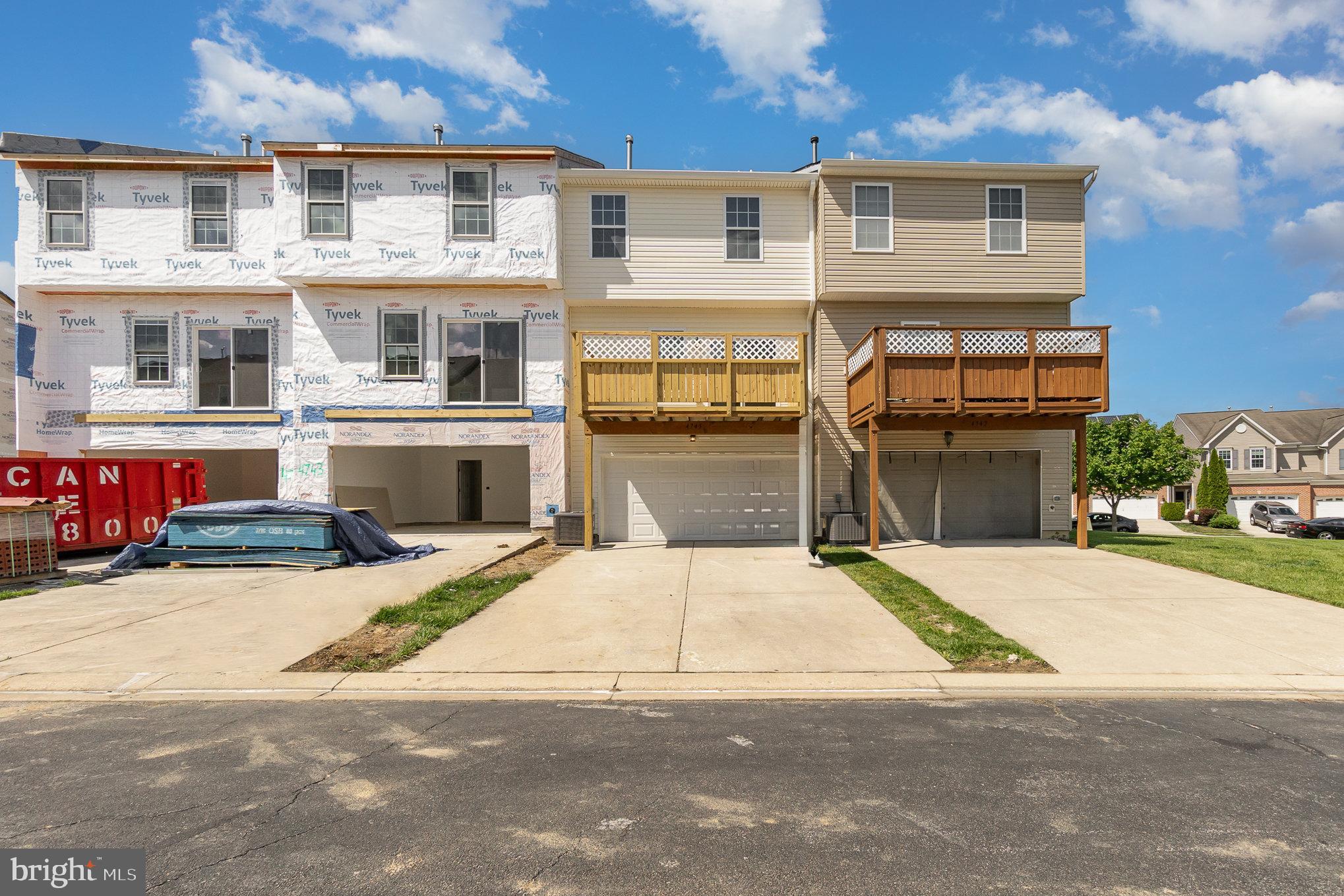 HOLLYWOODS POINT - Residential