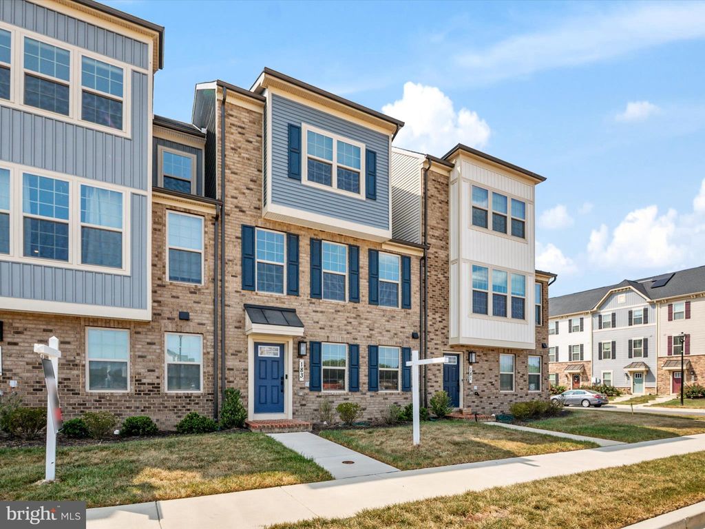 Photo of 183 Lyons Creek Drive, LAUREL, MD 20708 (MLS # MDPG2178932)