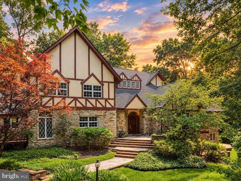 Homes For Sale - 2 Roland Court<br/> TOWSON, MD 21204