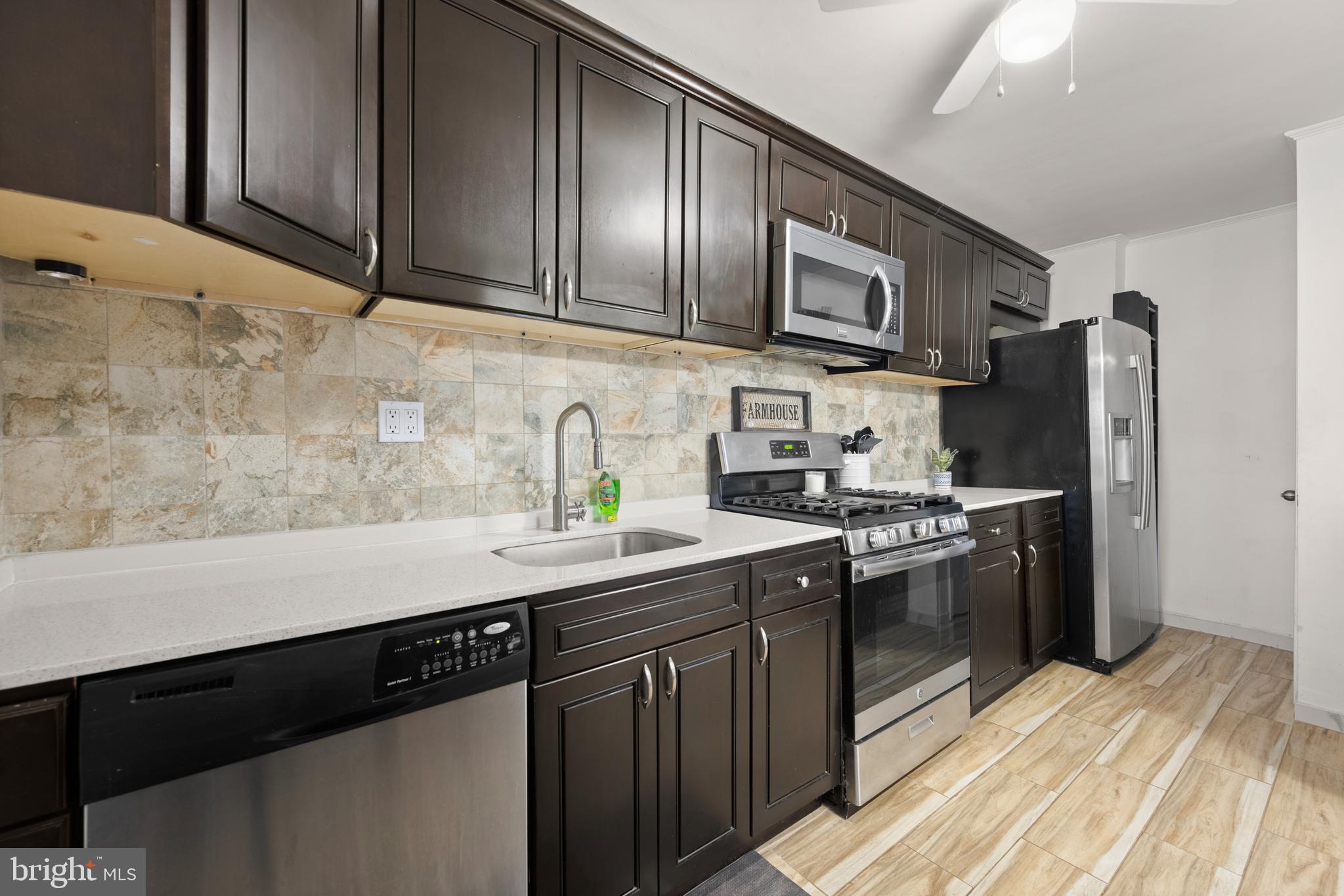 OAKLEIGH - Residential