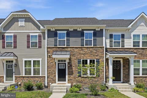Photo of 46275 Mount Kellogg Terrace, STERLING, VA 20164 (MLS # VALO2133526)