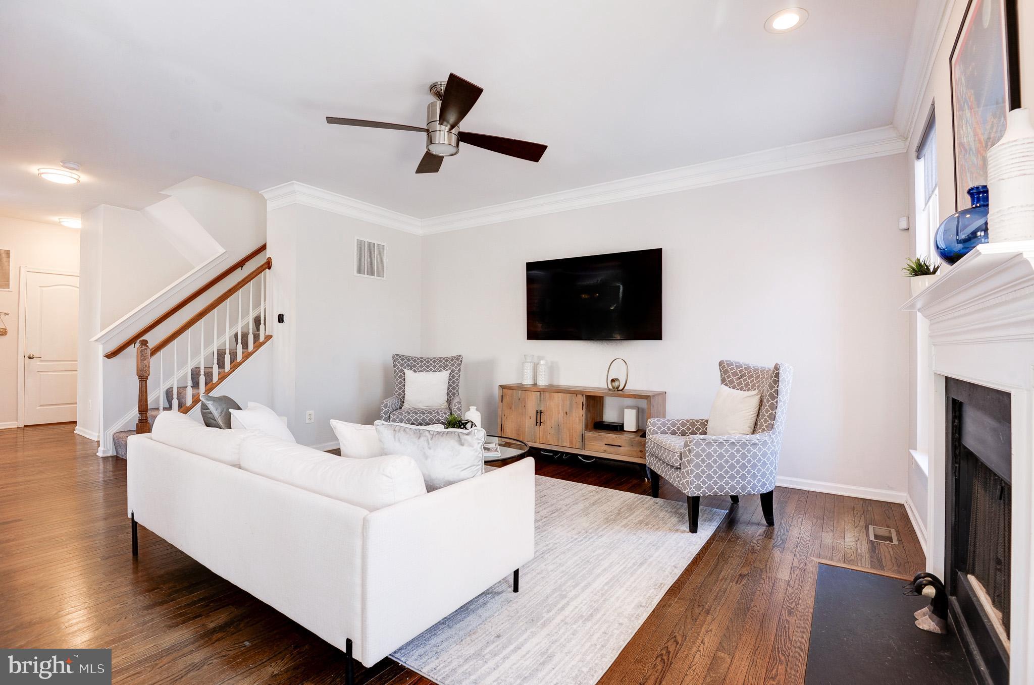 BELMONT COUNTRY CLUB - Residential