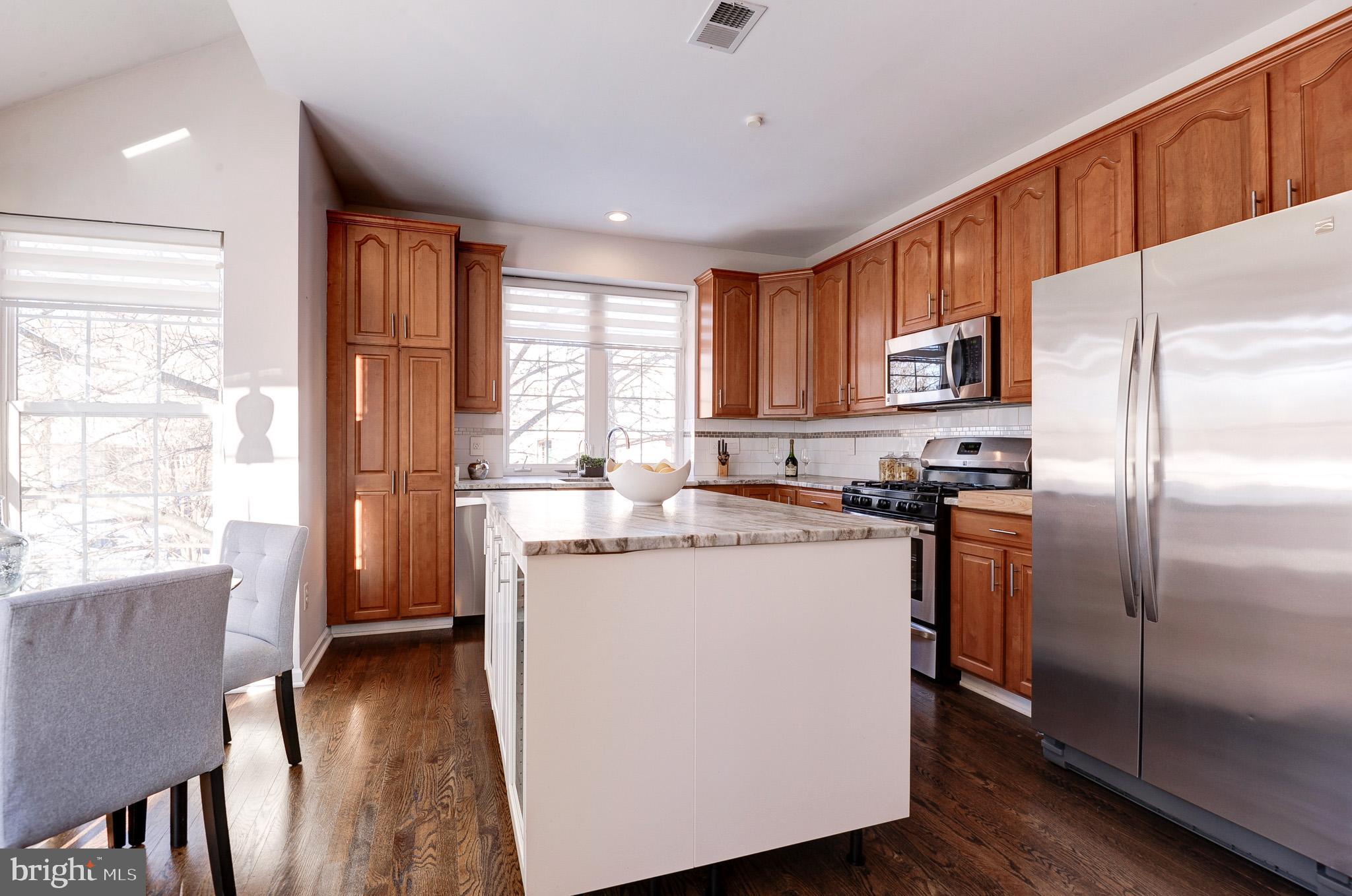 BELMONT COUNTRY CLUB - Residential