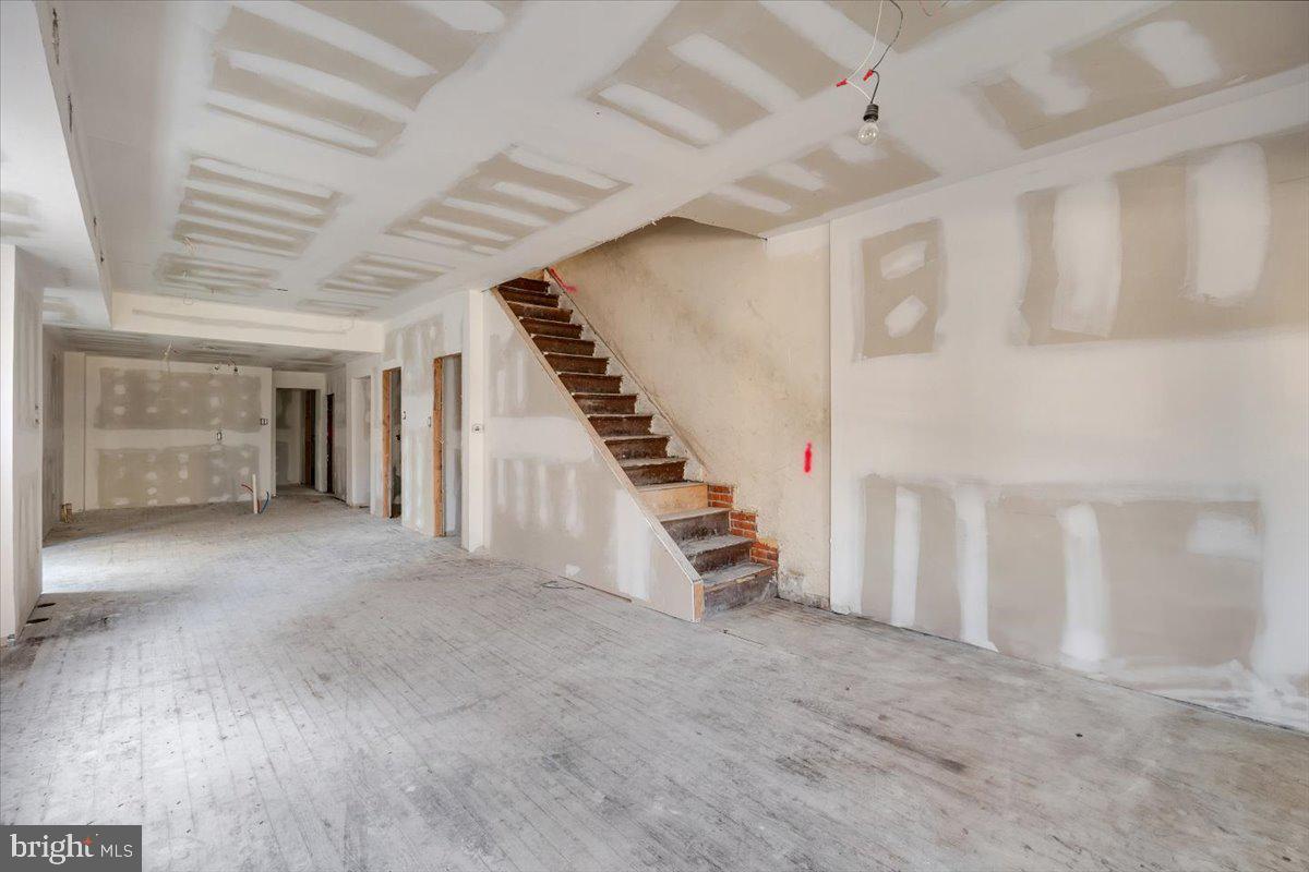 EDGEMONT PARK - Residential