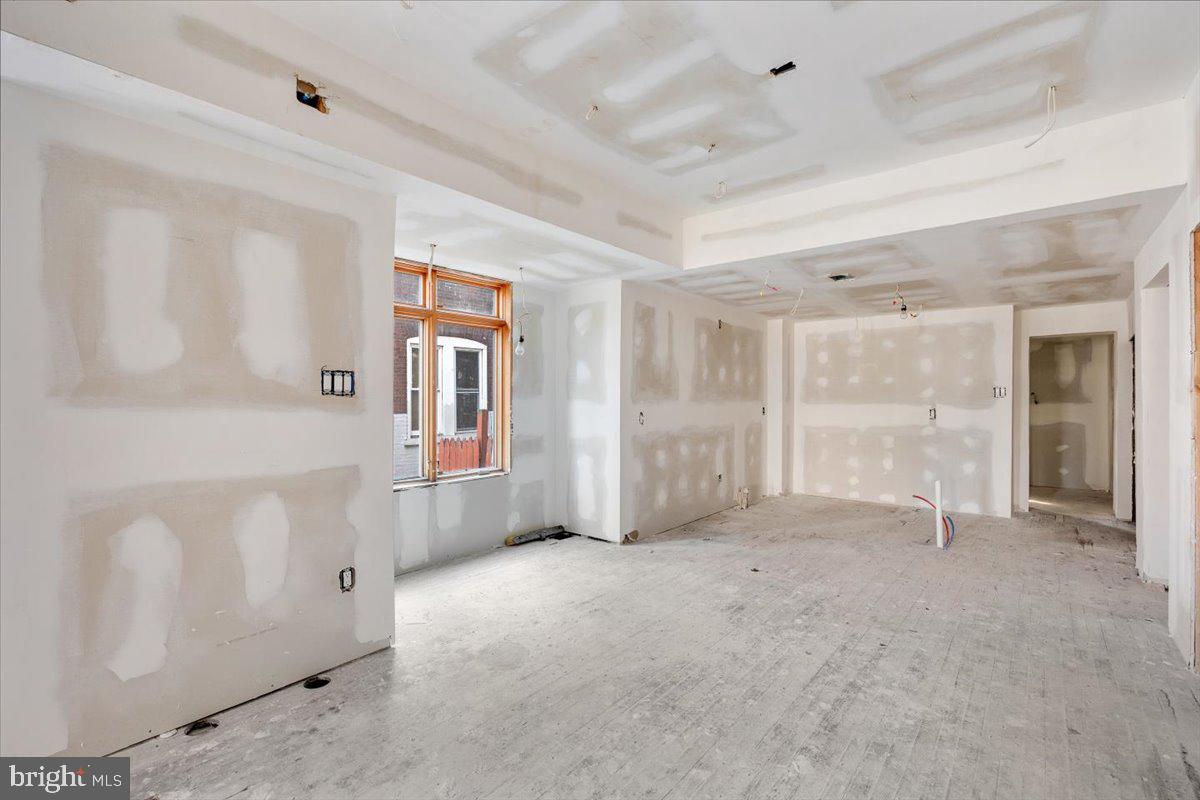 EDGEMONT PARK - Residential