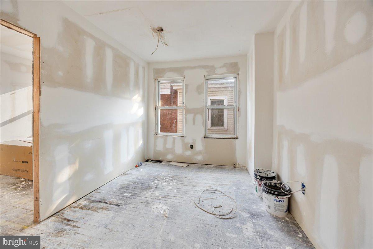 EDGEMONT PARK - Residential