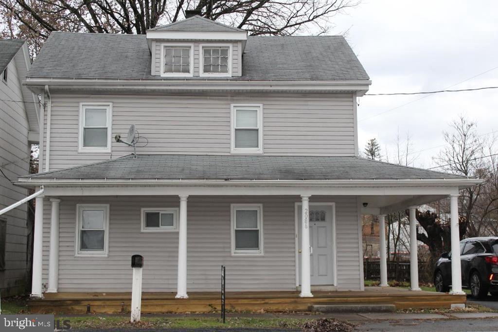 Move in ready 5 bedroom, 2 bathroom home in Warriors Mark. Newer furnace, water heater & roof. Freshly painted. Off street parking. All that is left is the unpacking.