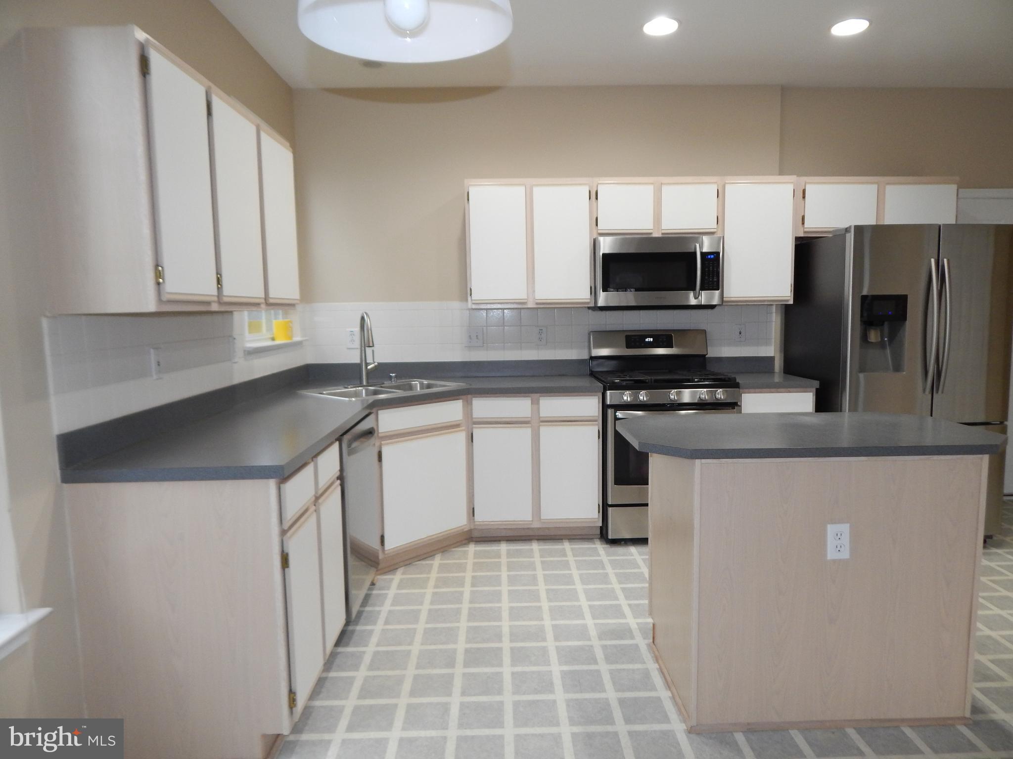 VILLAGE OF LONG REACH - Residential Lease