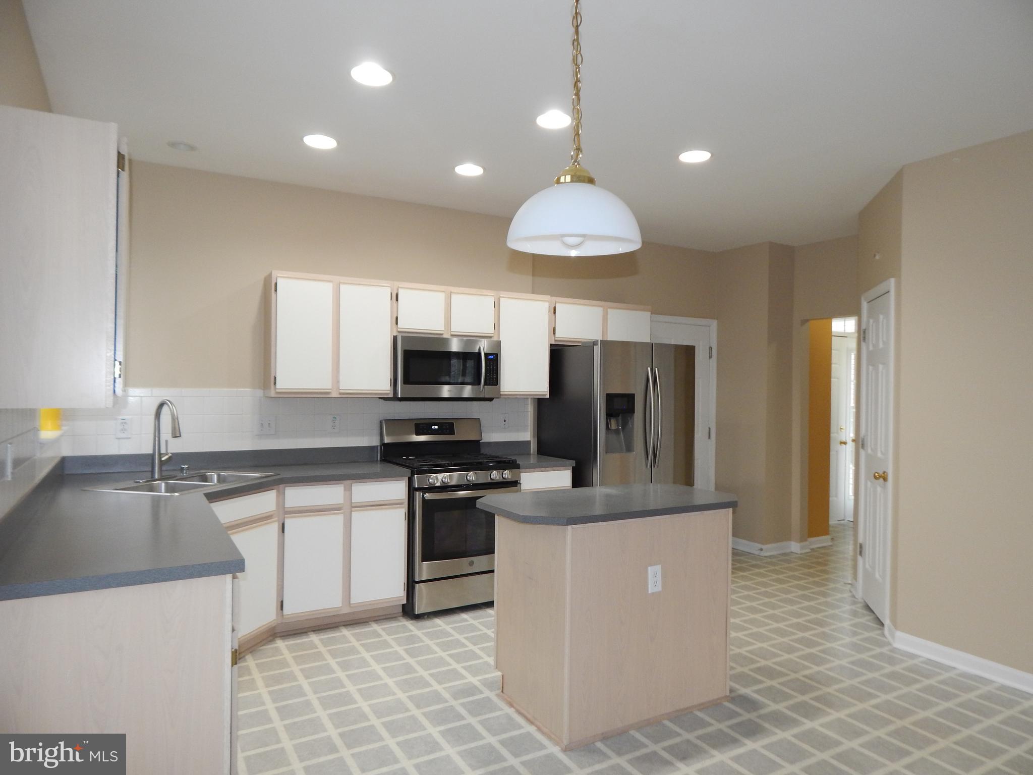 VILLAGE OF LONG REACH - Residential Lease