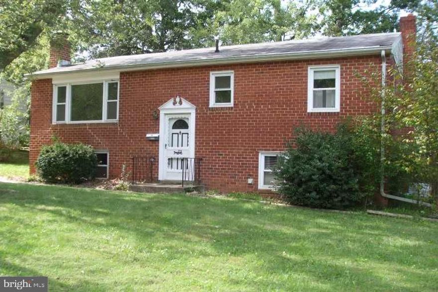 Sold "AS-IS". Come see and "Make it Your Own!". Great structure, large lot, waiting for new owners to provide a little TLC. Great investment opportunity, bring all offers! ** UPDATE: Offer Deadline Added! Please submit all offers by Monday, June 12th at 6pm***