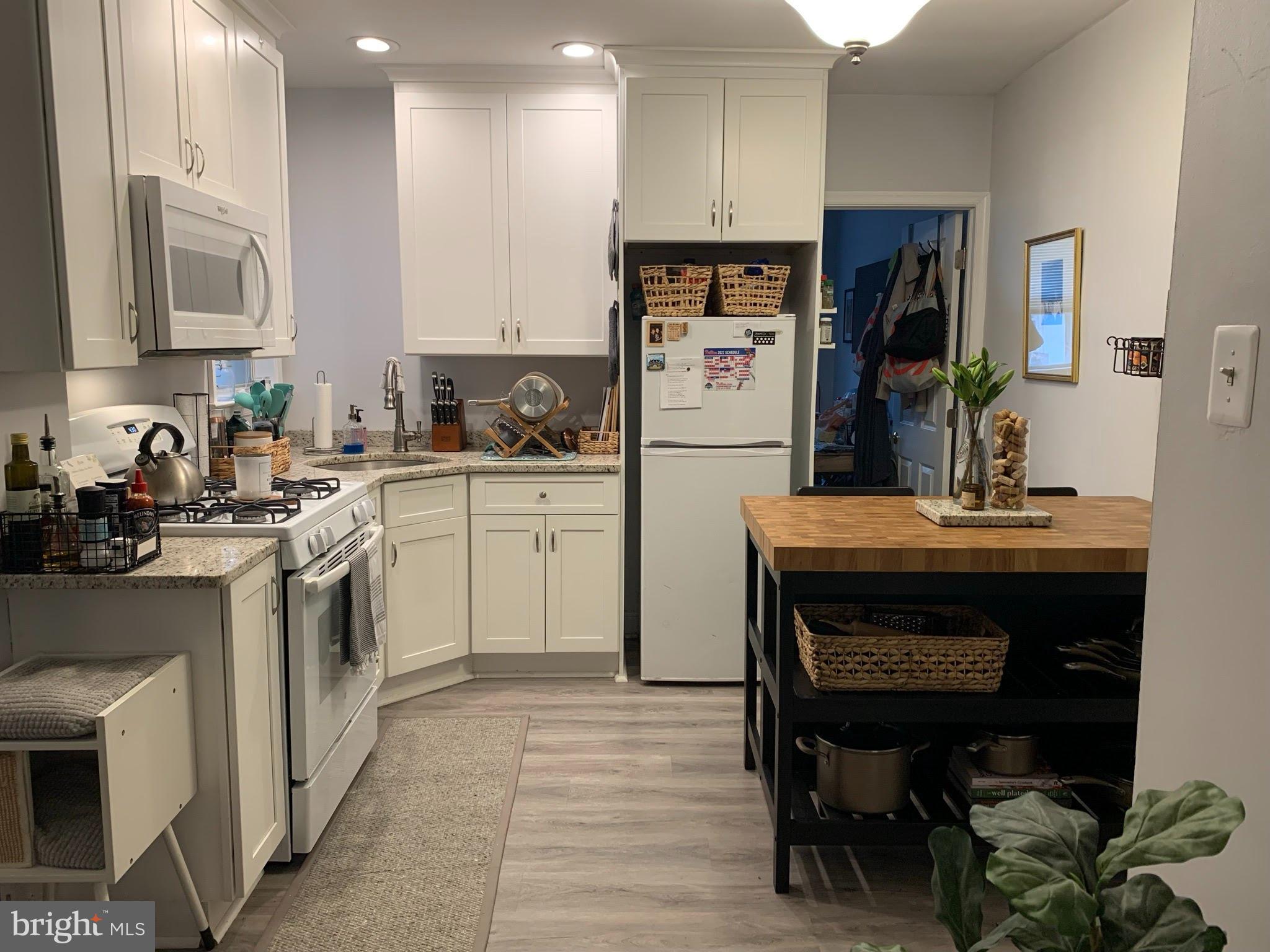 WEST PASSYUNK - Residential Lease