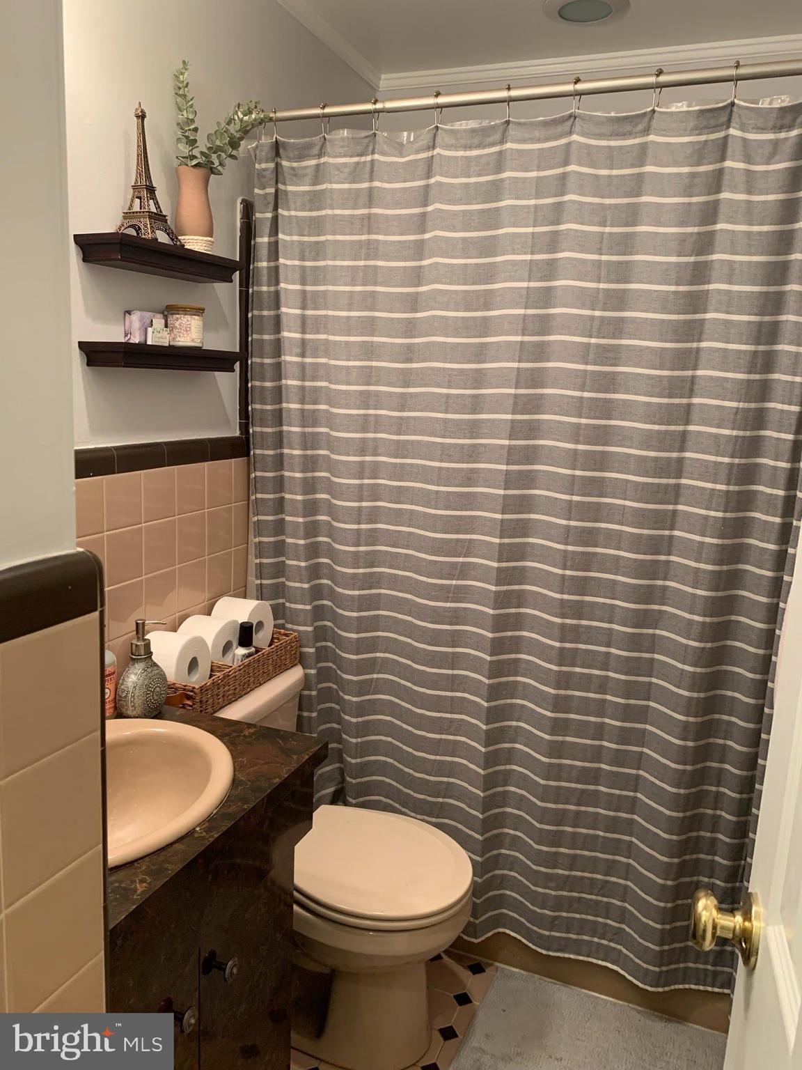 WEST PASSYUNK - Residential Lease