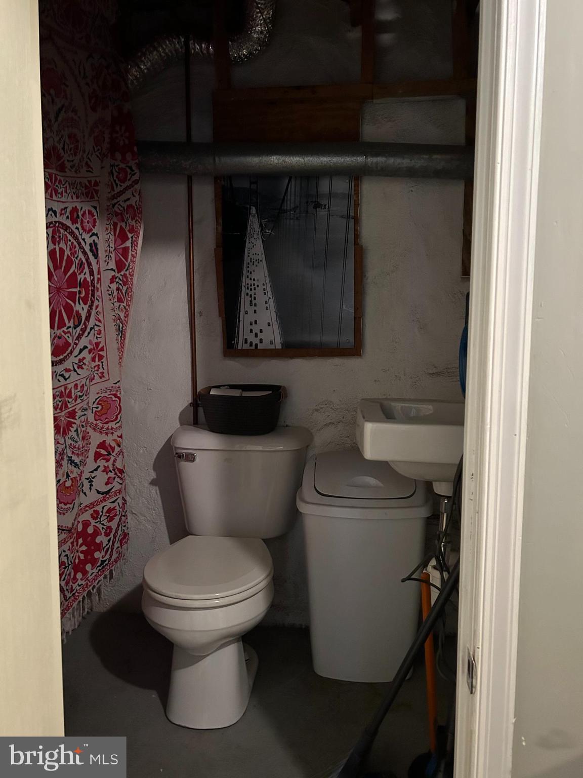 WEST PASSYUNK - Residential Lease