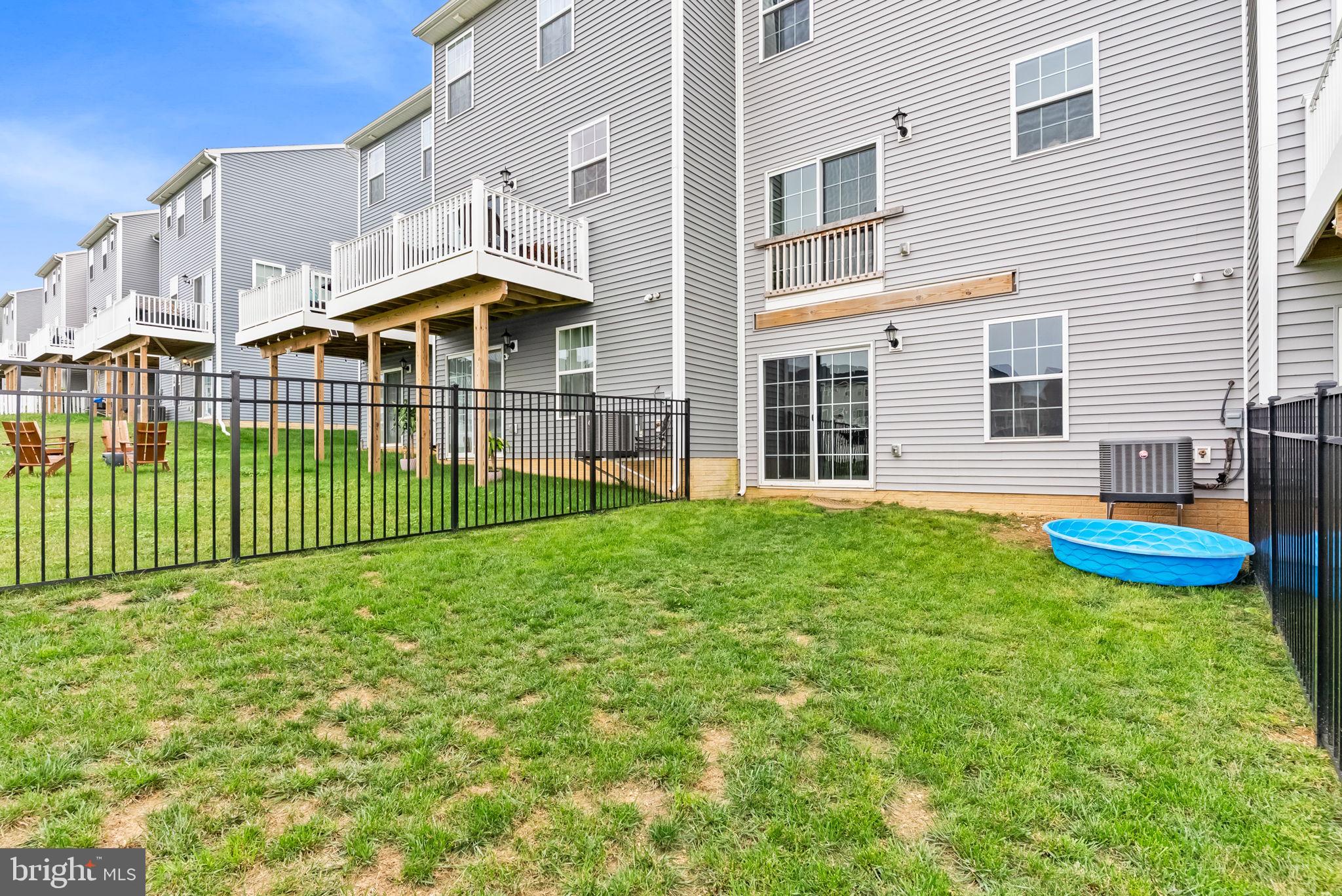 HUDSON RIDGE - Residential