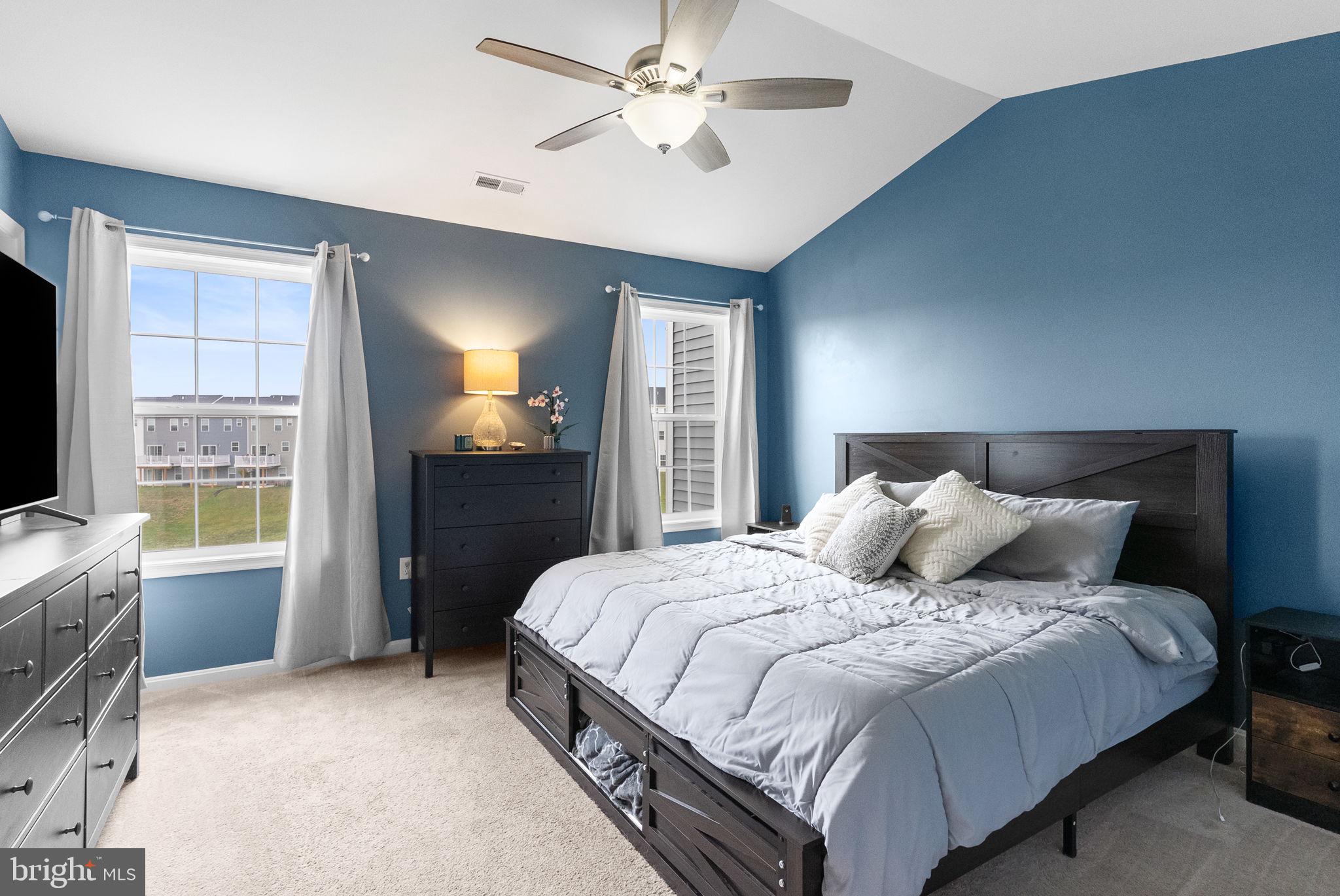 HUDSON RIDGE - Residential